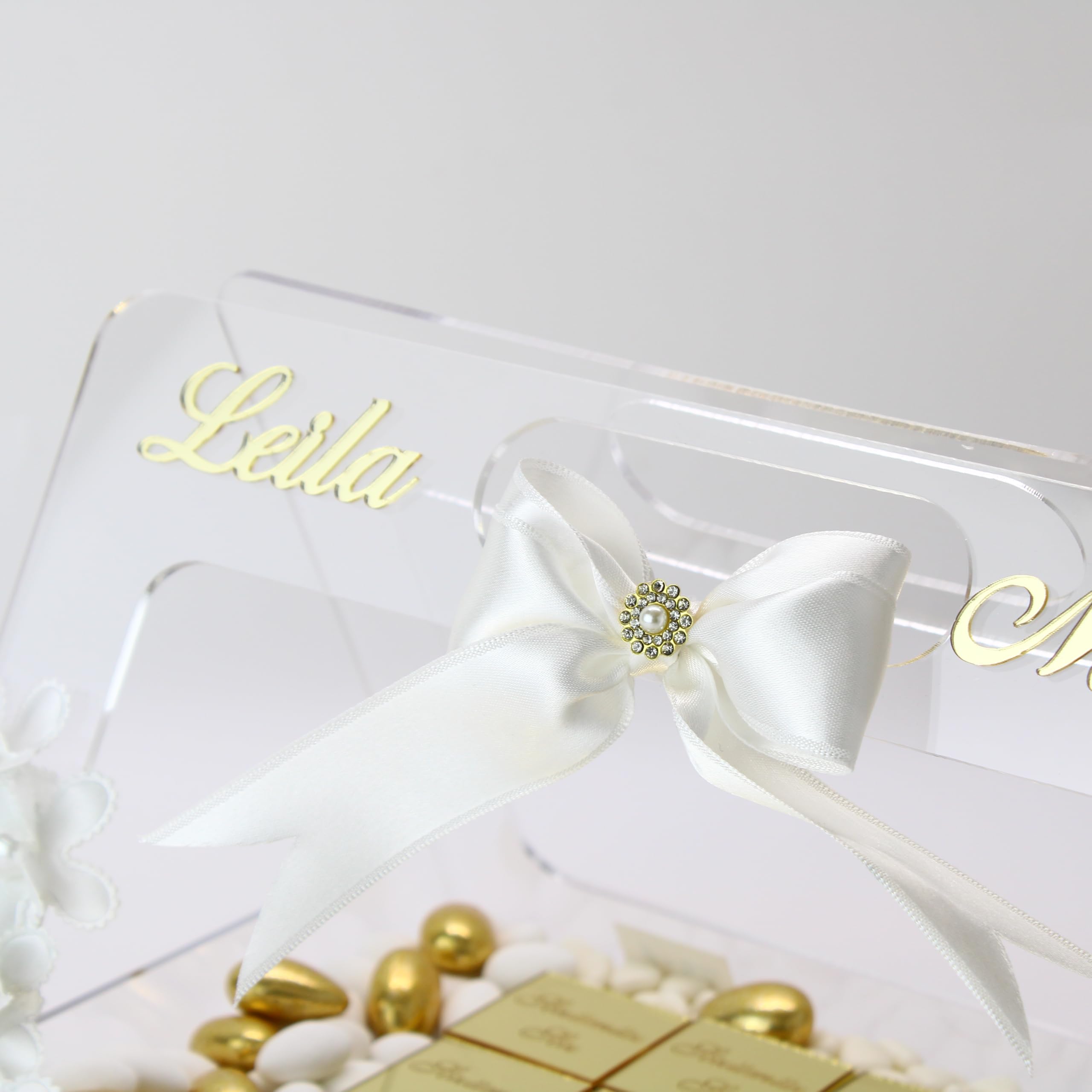 Personalisierte Schokolade-Tasche - Plexiglas Geschenk mit Gravur - 20/40 Stück - Verlobung, Hochzeit & Events - Halal Pralinen & Süßigkeiten