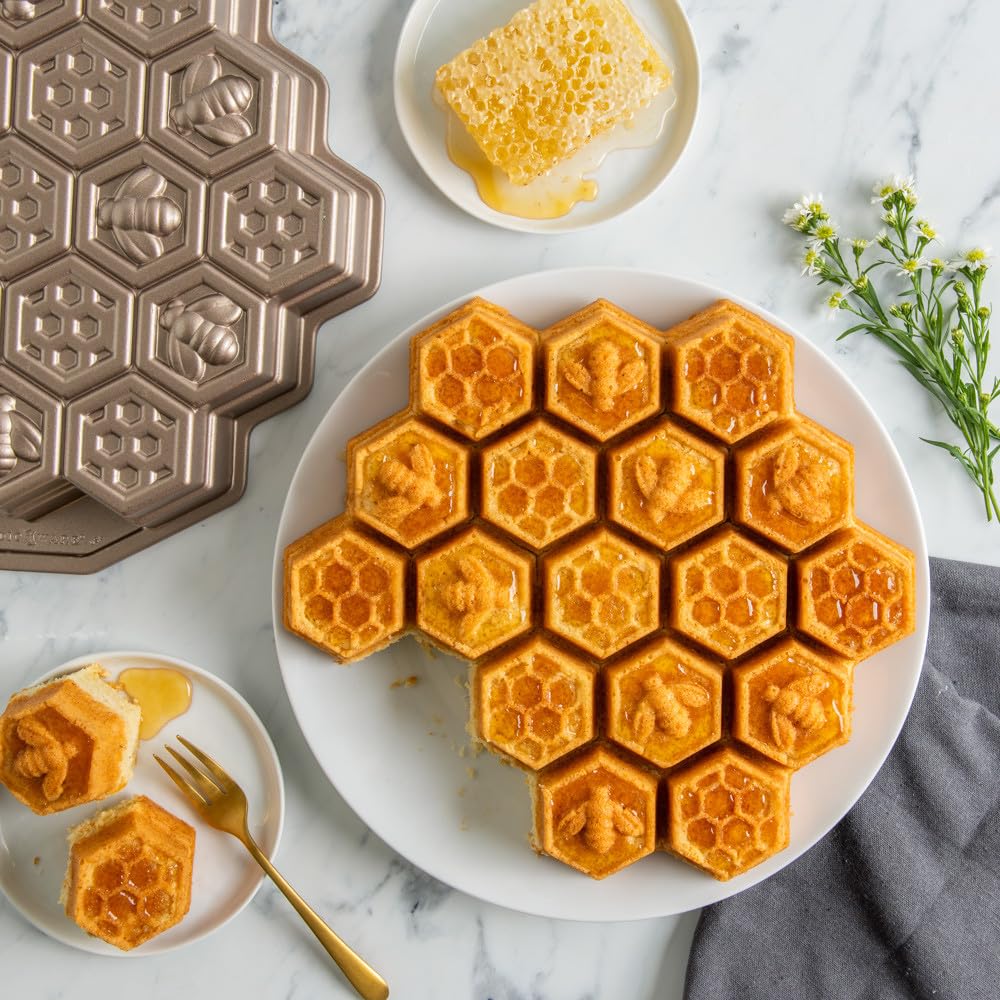 Nordic Ware, Backform Honigbienenstock, goldfarben, Einheitsgröße, Aluminium, NW 85477