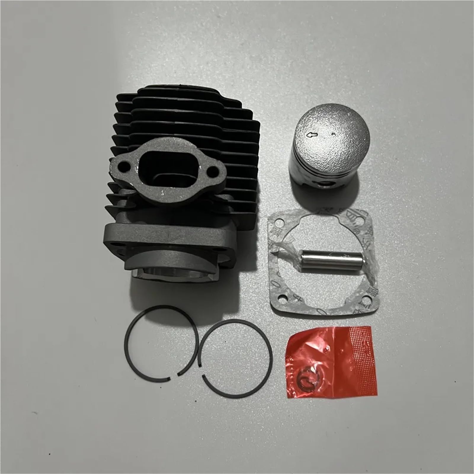 NB411 zestaw tłoka cylindra 40mm pasuje do Robin Subaru Ec04 CG411 40.2cc kosa kosa Cylinder Liner Koblen zaciski pierścieniowe Pin Assy Strimmer