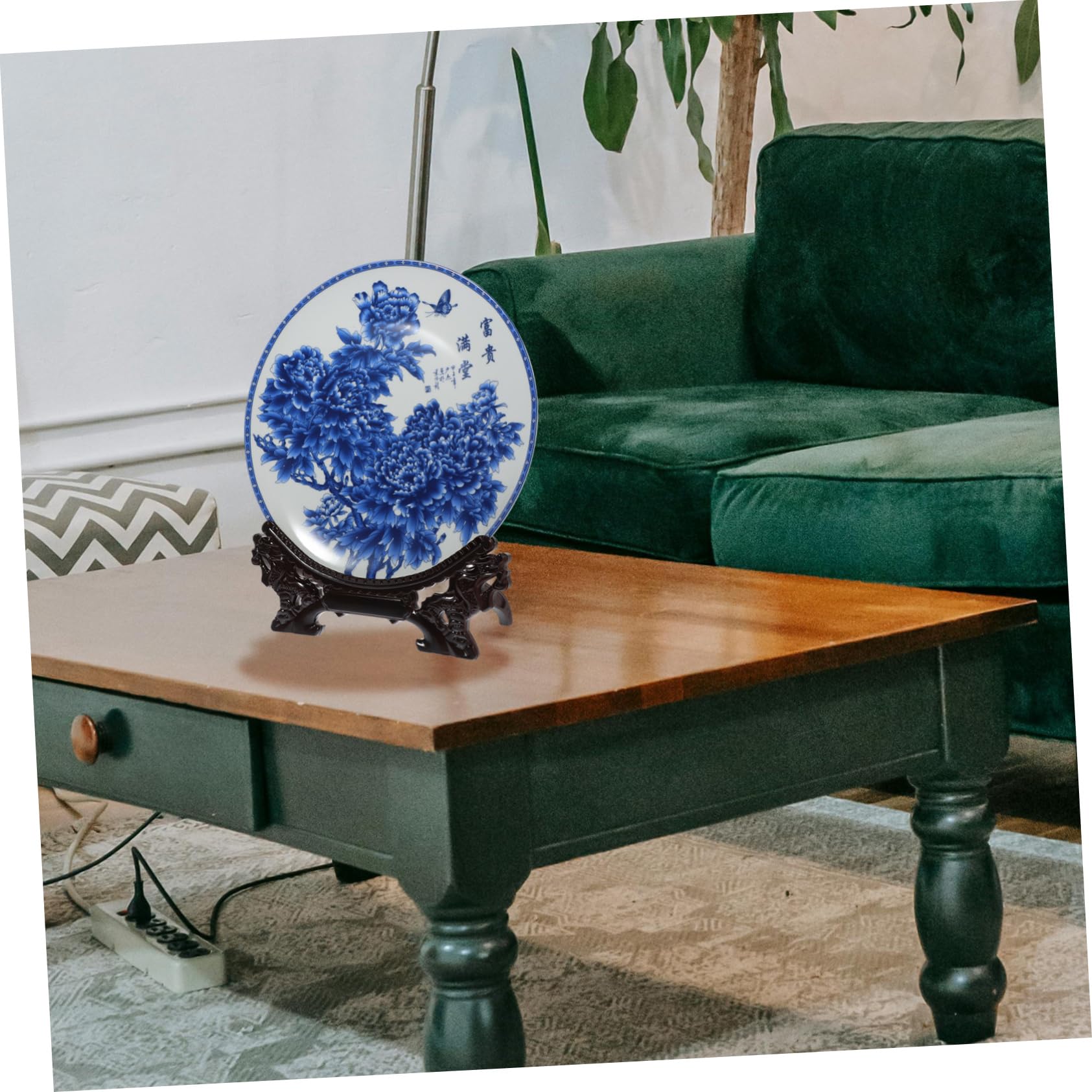 ULTECHNOVO Plato Decorativo Diseño Creativo y Atractivo de Cerámica Fácil de Limpiar con Soporte de Madera y Adecuado para Decoración del Hogar o Obsequio