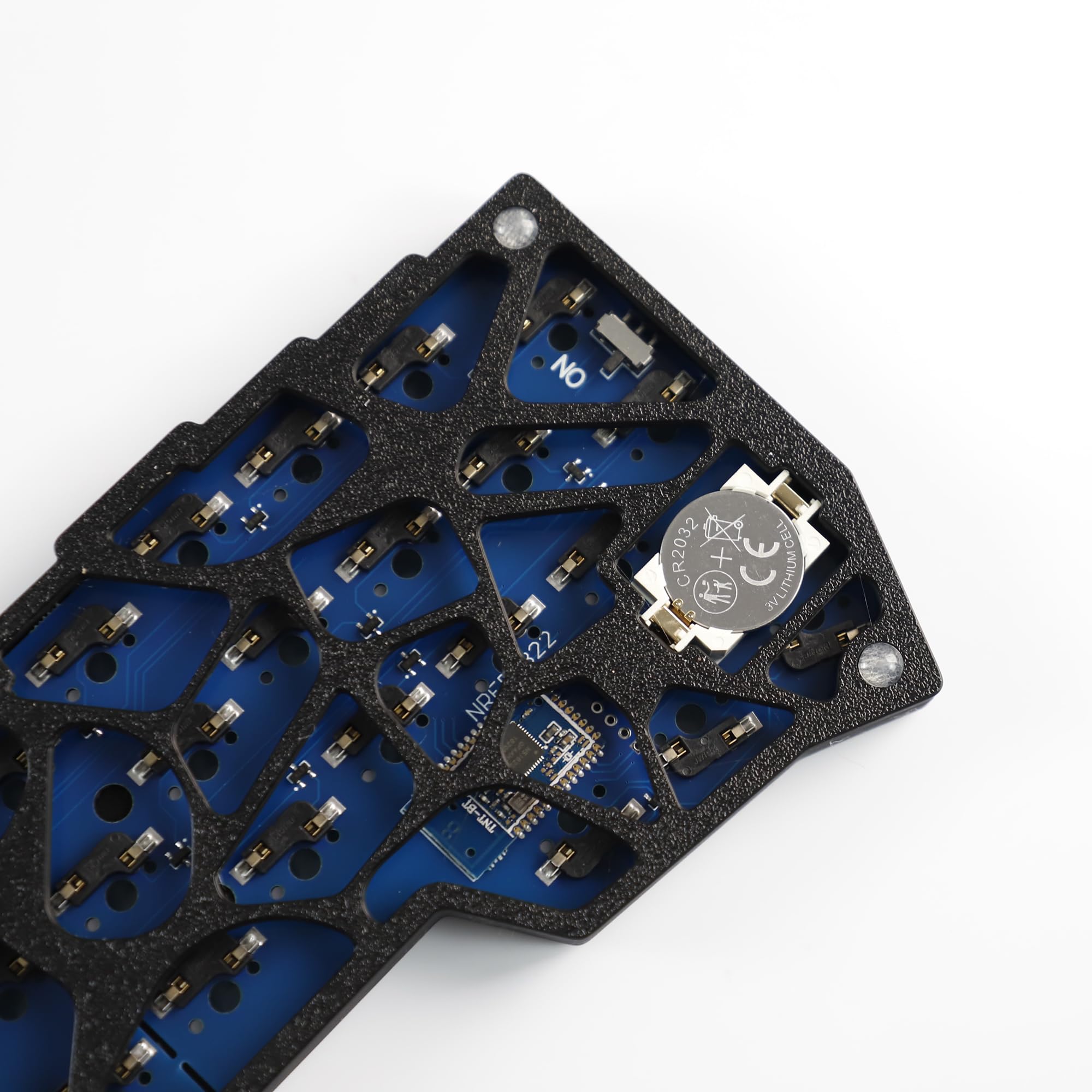 YMDK Corne V4 Tastiera Wireless Split 2.4Ghz 46 Tasti Ergonomico Hotswappable Layout 40% Flacone in Resina 3D Tutti I Tasti Programmabili Mini Kit Tastiera Da Gioco Indipendente