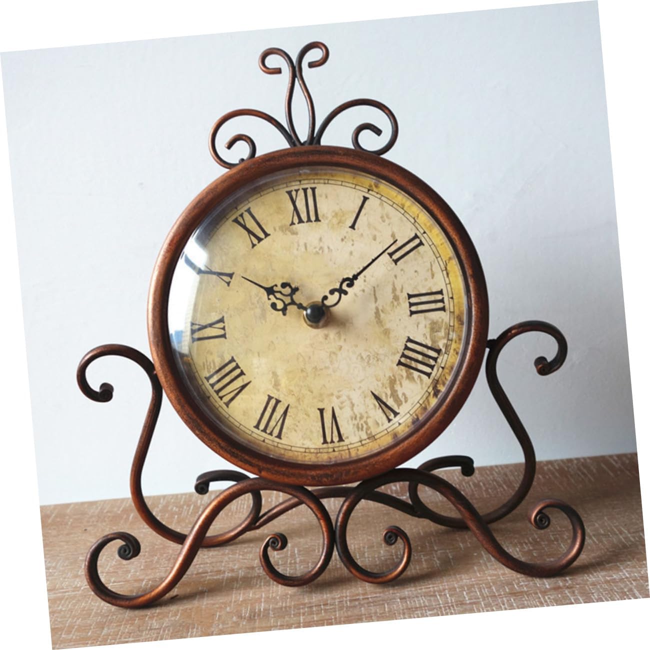 Operitacx European Retro Mantel Clock Vintage Iron Art Desk Clock Brown Classical Home Décor Bedroom Living Room No Battery