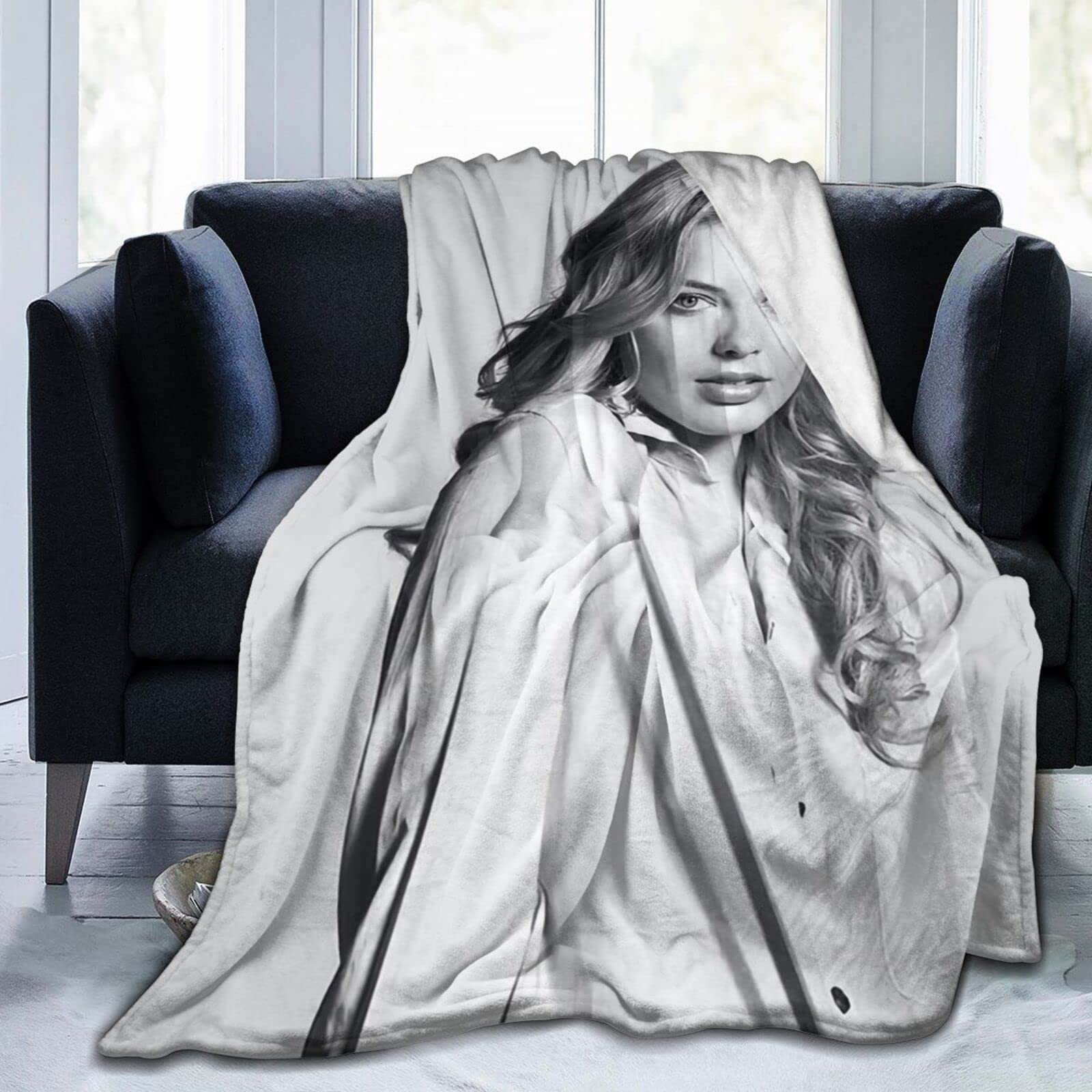 Yingd Margot Robbie Fleece Blanket Throw Blanket Lightweight Super Soft Cozy Luxury Bed Blanket Microfiber
