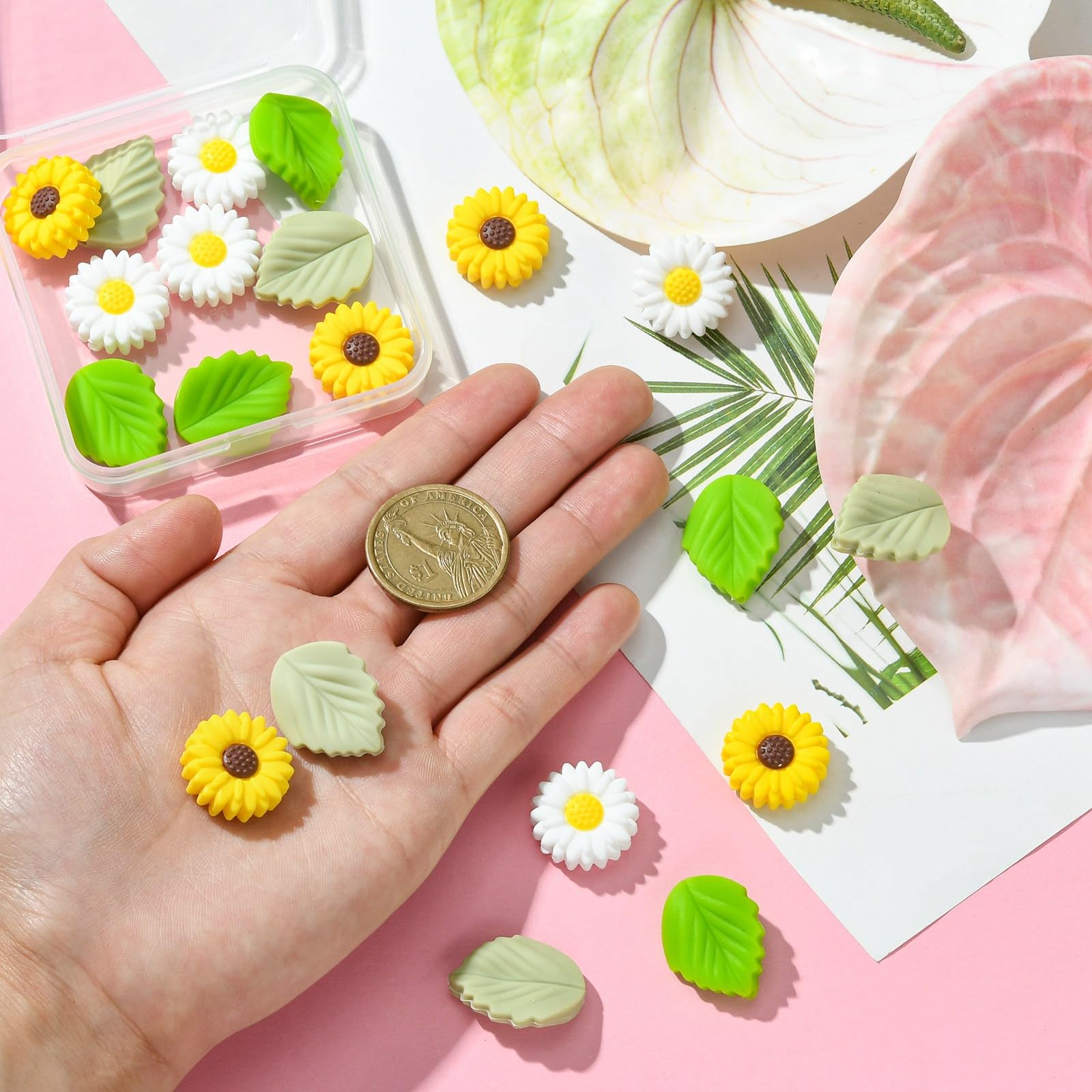 UR URLIFEHALL 20 Pcs 4 Styles Daisy Silicone Focal Beads Flower Green Leaf Beads for Jewellery Keychains Home Crafts Decor - Image 4
