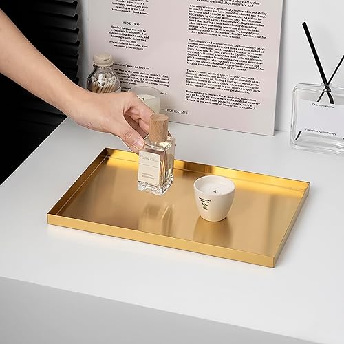 Vista 12 de FREELOVE Bandeja dorada para decoración de latón para tocador de baño, portavelas pequeño, jabonera rectangular, placa cuadrada cepillada, mesa