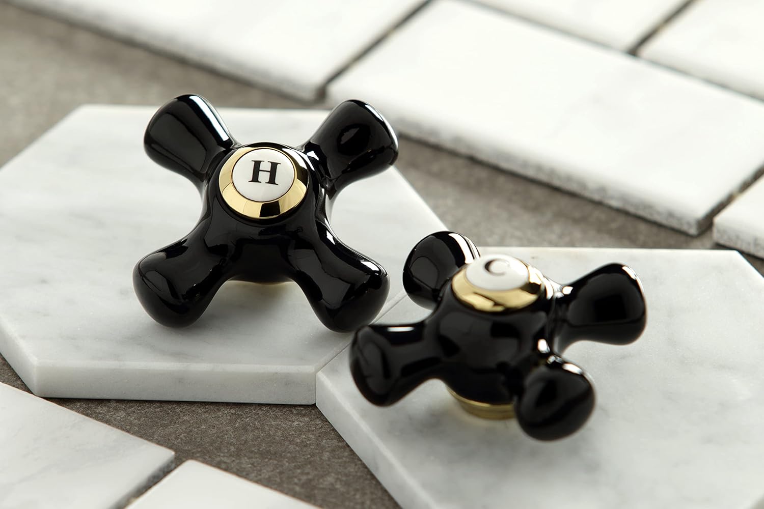 Kingston Brass KB1604PKX Heritage Onyx 4" Center Lavatory Faucet with Cross Handle, Chrome/Polished Brass