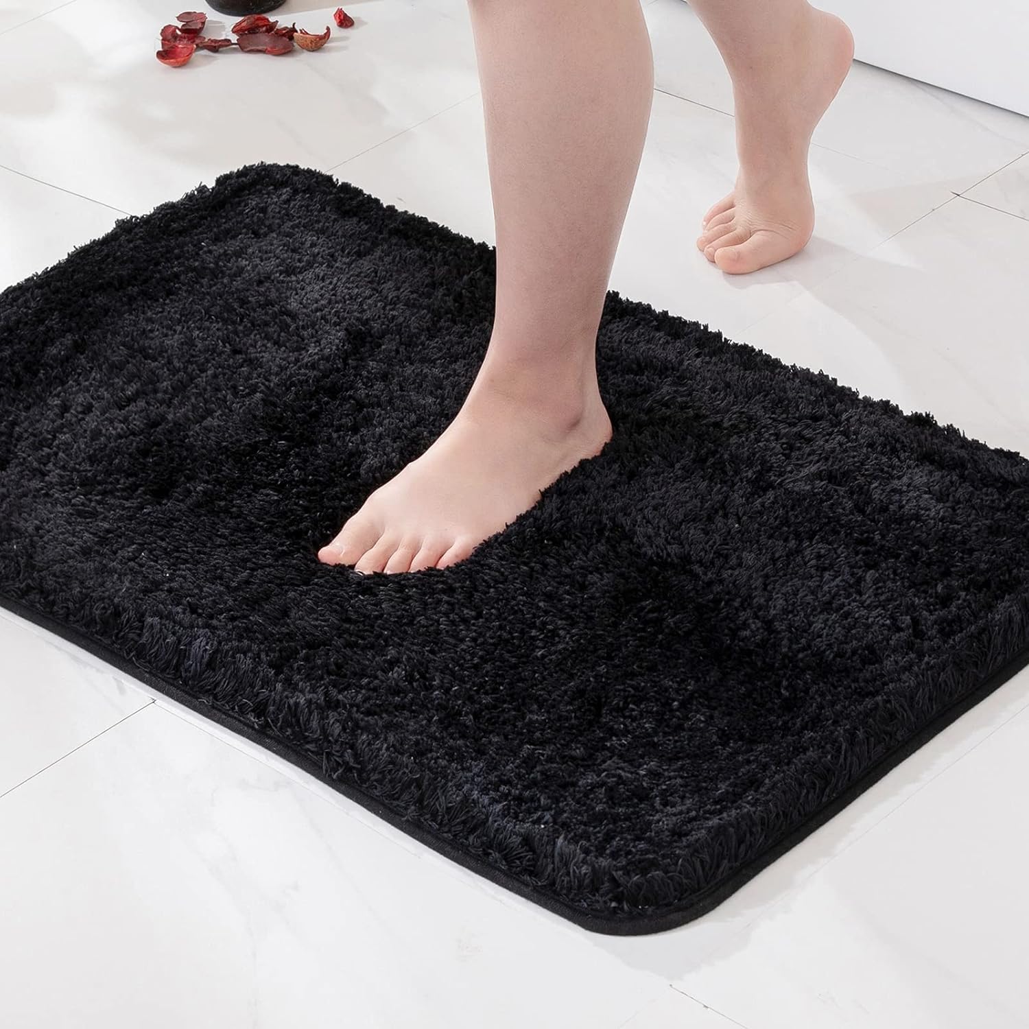 MIULEE Black Bathroom Runner Rugs, Soft Absorbent Microfiber Long Bath Rugs Non Slip Quick Dry Fluffy Bath Mats for Bathroom Floor, Machine Washable,