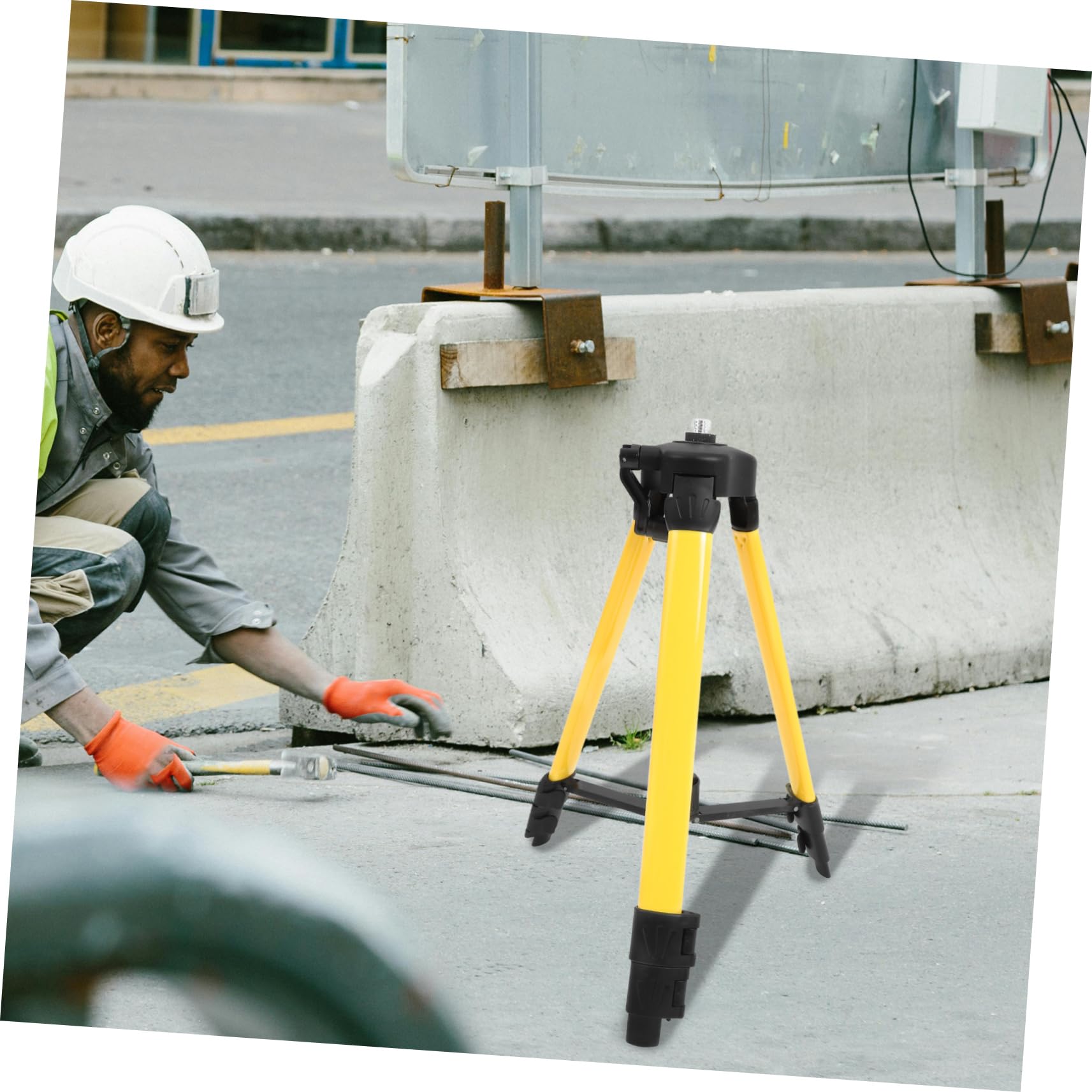 Treppiede per Livella Regolabile 1,2m, Supporto in Acciaio e Nylon, Struttura Robusta per Livellazione Precisa in Cantiere
