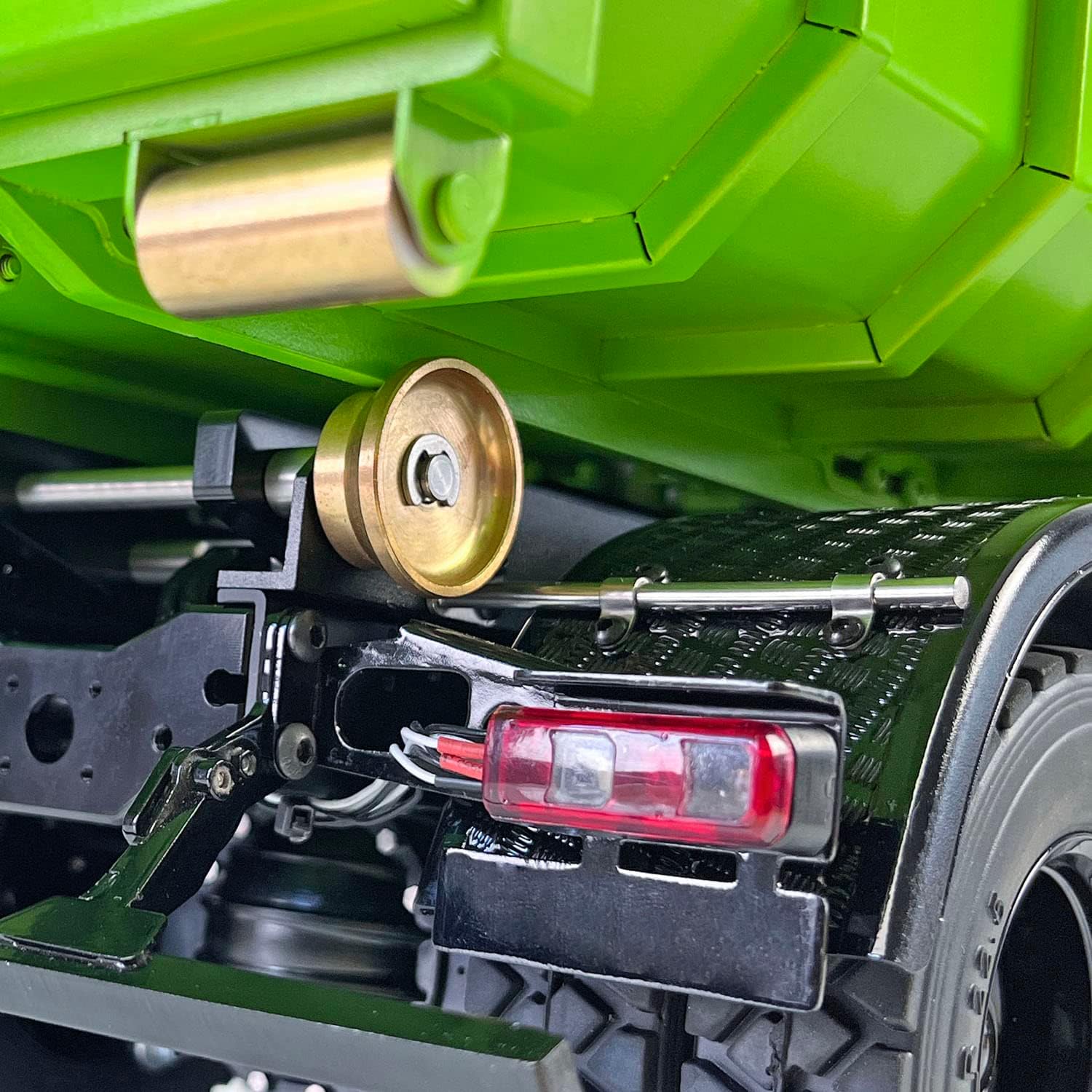 LESU 1/14 RC Hydraulic Roll on/Off Crane Dump Truck for 8X8 RTR Arocs Electric Dump Car PL18Ev Lite Radio Assembled Construction Vehicle Hobby Grade Model