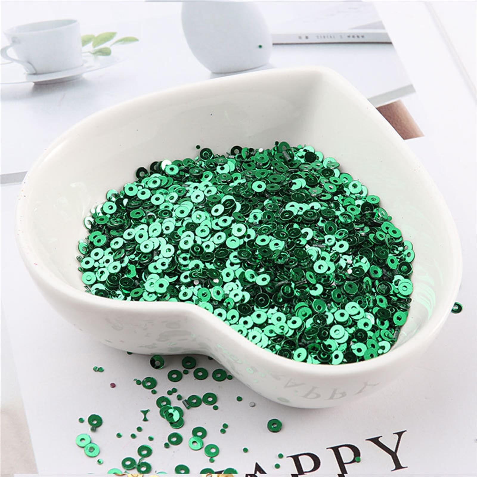 1000g 2mm cekiny pcv z otworami, ręcznie szyte dodatki krawieckie, ręcznie robione koraliki DIY, francuskie akcesoria do haftu(Material:Dark green)