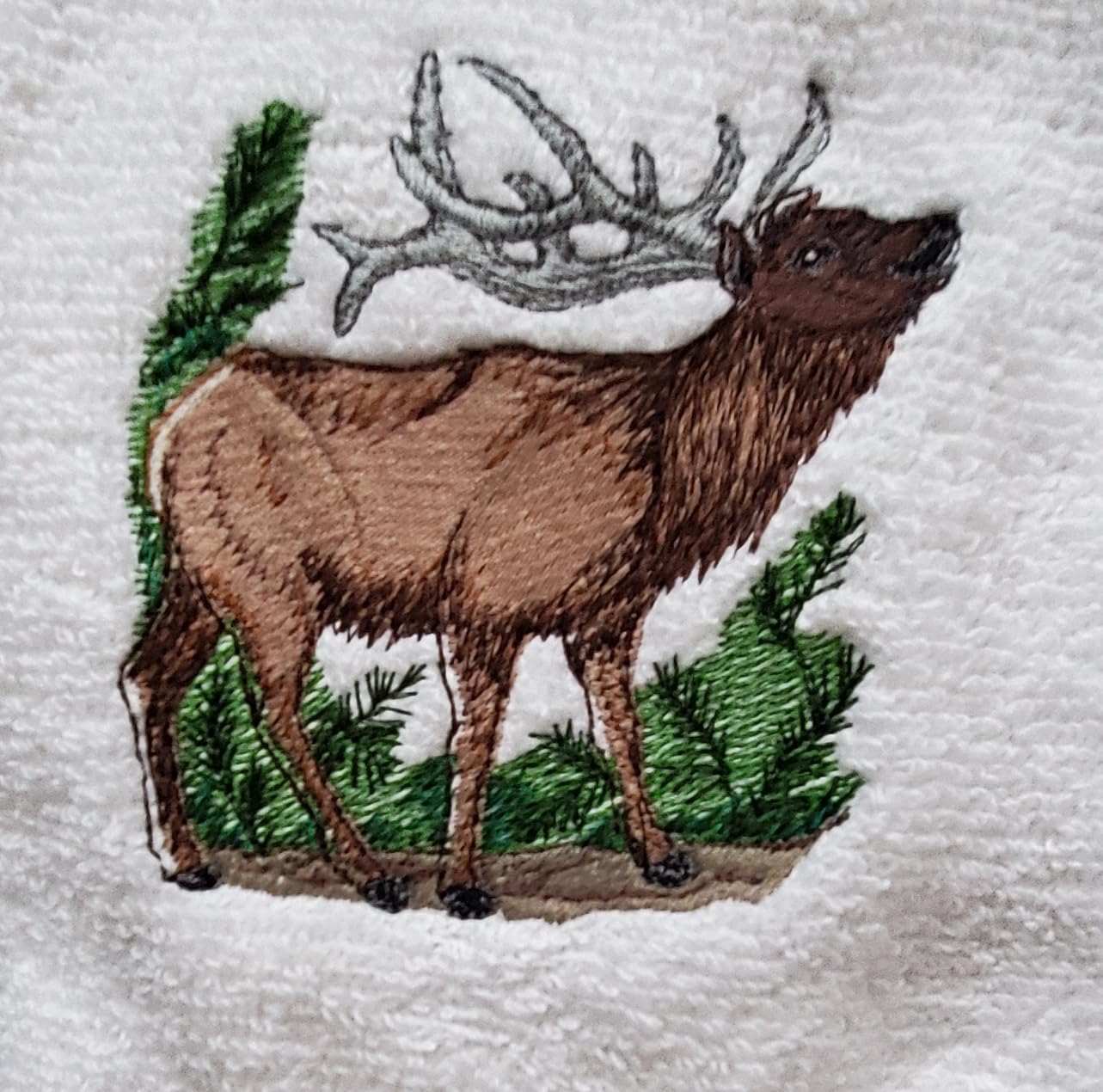 Bath Towel Set with Embroidered Elk with Antlers Design - White Terry