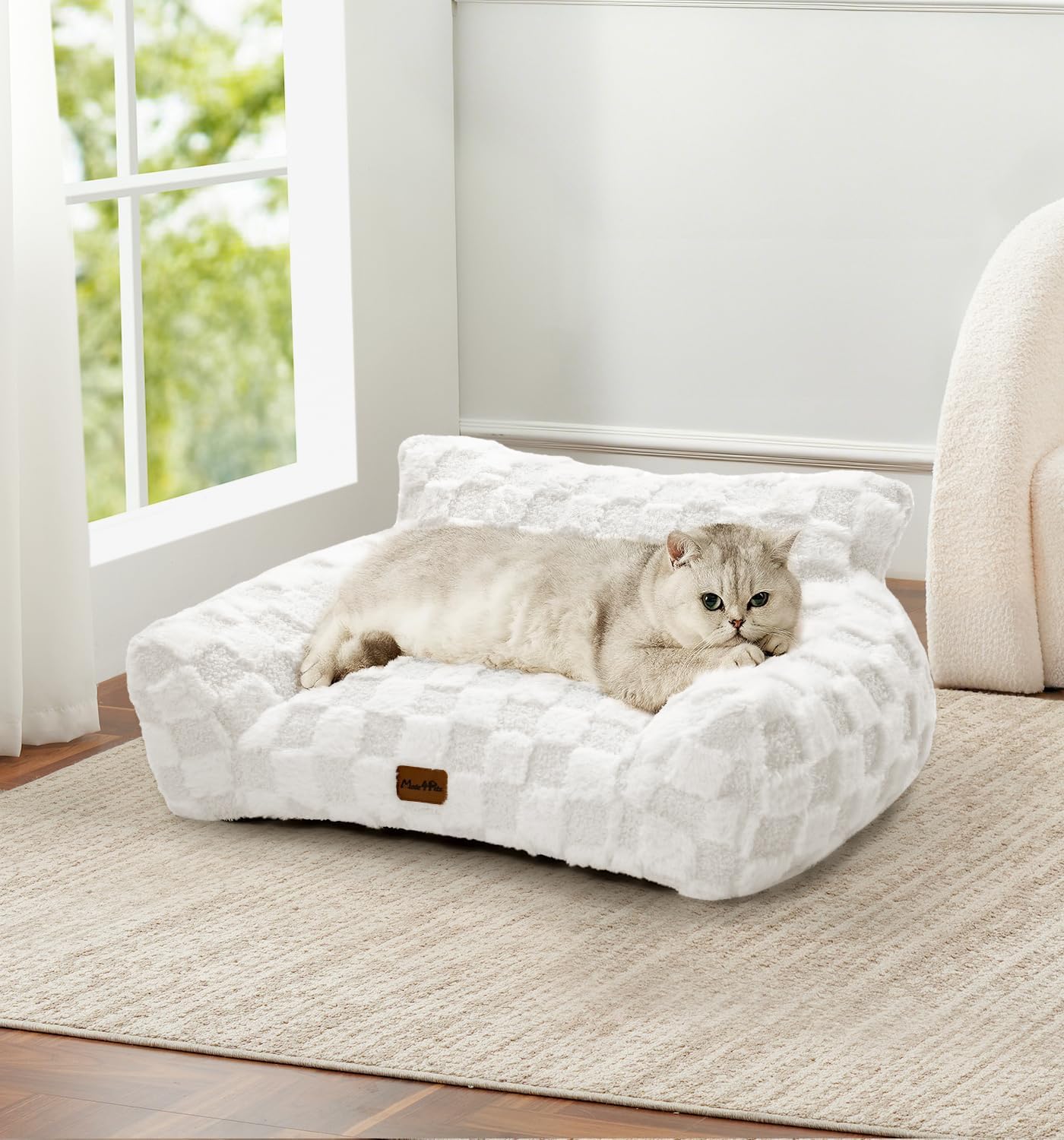 Made4Pets Cat and Dog Indoor Couch Bed, Soft Faux Fur Checkered Pet Sofa, Cozy Fluffy Pet Sofa with Supportive Foam, Removable Washable Cover with Non-Slip Base, White, Medium