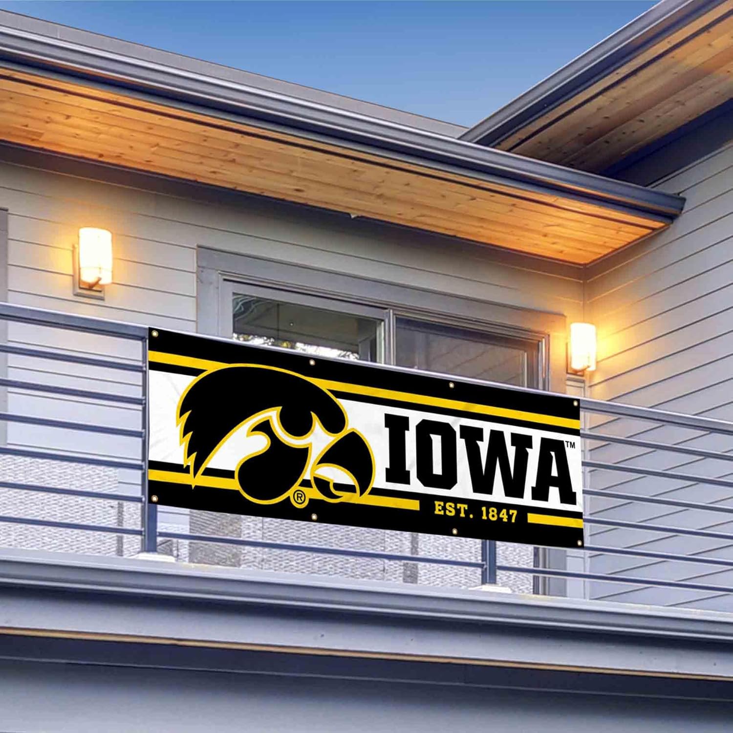 Hawkeyes Large 2x6 Foot Banner - Image 2