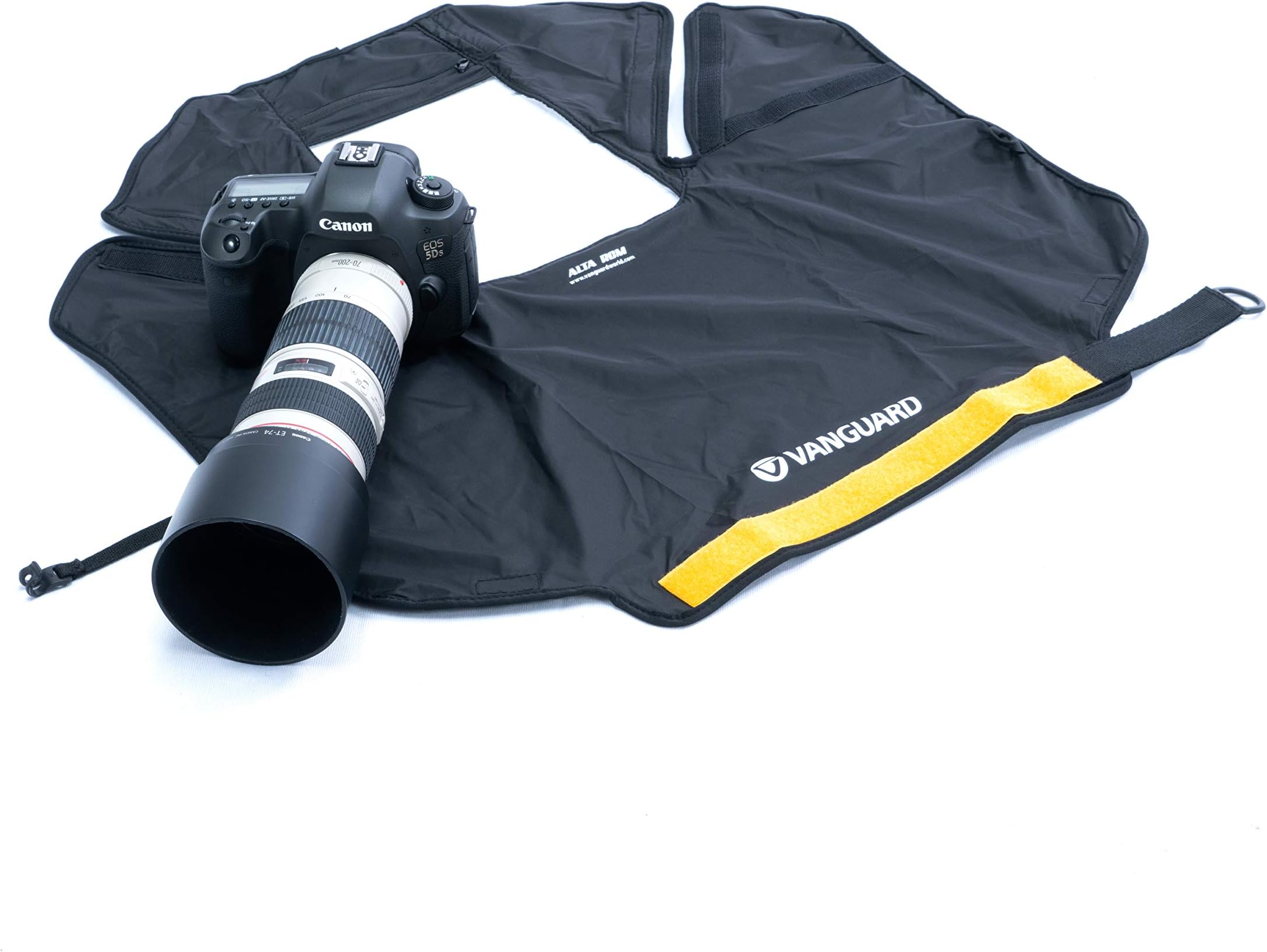 NEEWER Camera Rain Cover, Small Size Durable Nylon Raincoat Compatible