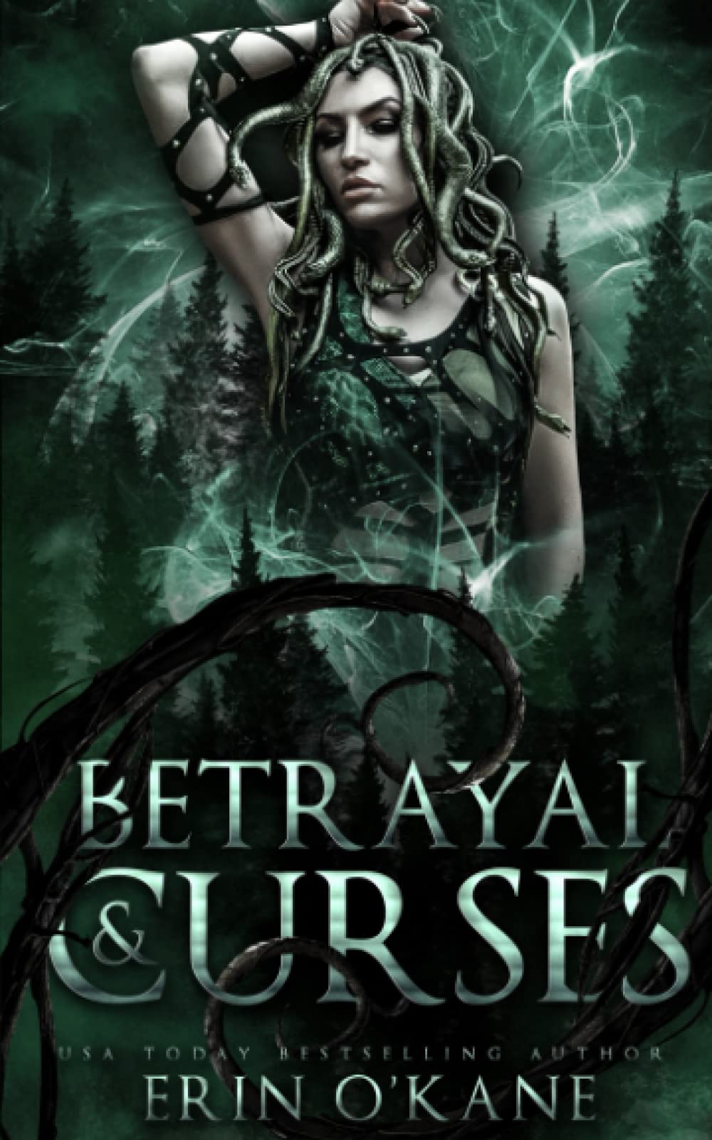 Betrayal and Curses: Book two in the Venom and Stone duet: 2 (Cursed Women Series)