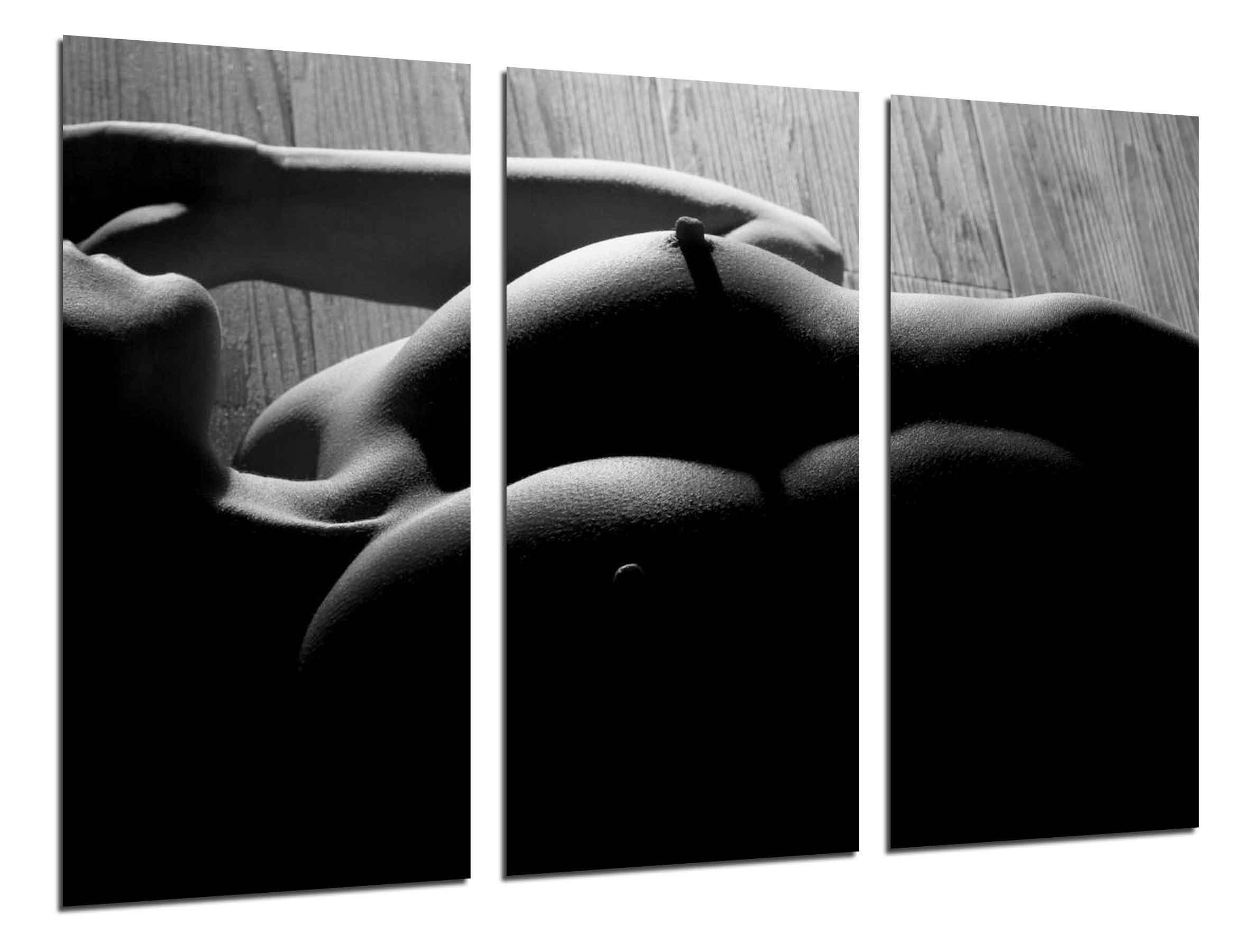 Tableau moderne photographique pour habiller un mur vide avec un nu artistique en bois