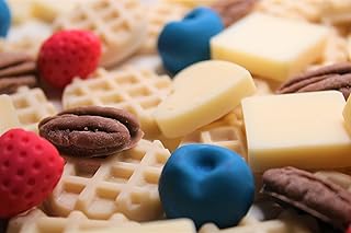 Cafe Delights Buttery Maple Pecan Waffle Pecan Strawberries Blueberries Kit Triple Scented Soy Wax Melts Tea Light Warmers 225 ml 7.5 oz (Set of 3 Packs)
