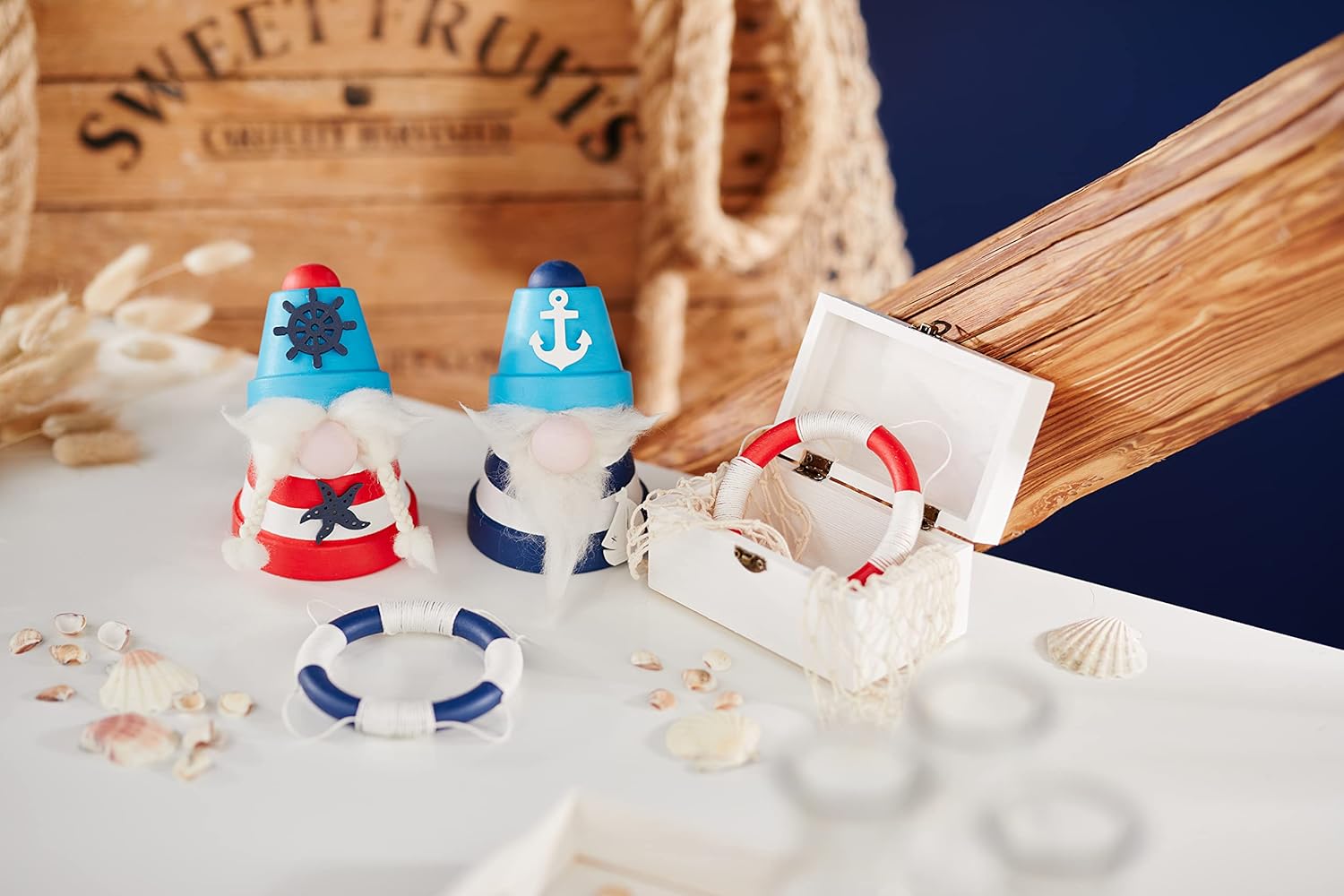 VBS Classic Wooden Box - 13 x 8 x 6.3 cm - Pine Wood and Metal - Stackable Accessories Storage