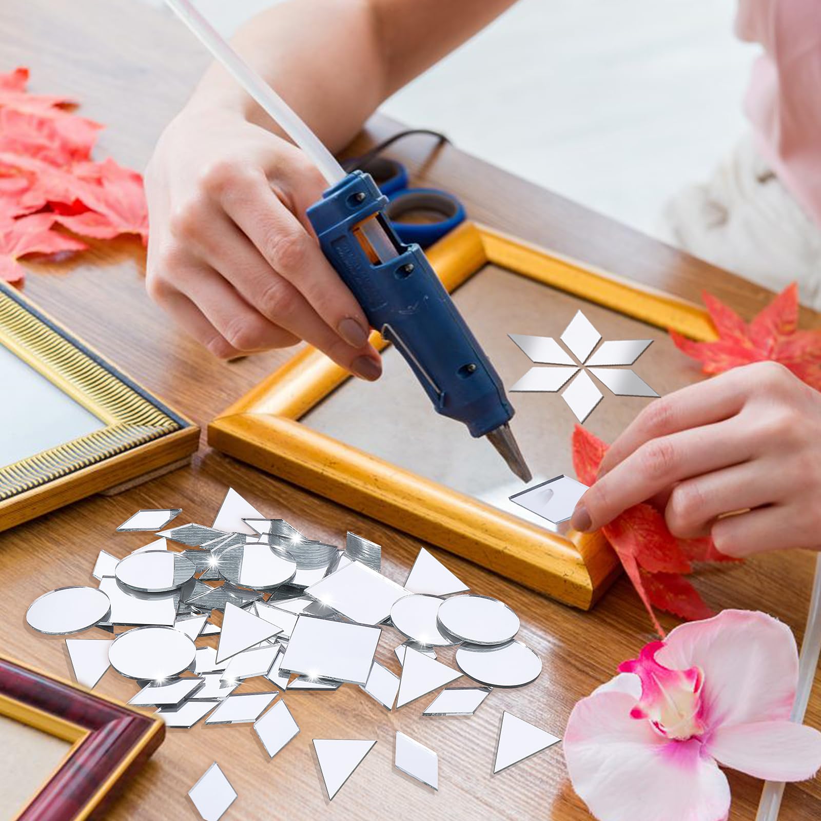 Piriuuo 240 sztuk małych lusterek, małe lustra do majsterkowania, 3 kształty, rzemiosło, lustro mozaika, mini lustro, kafelki, lustro, mozaika, folia lustrzana, DIY, do projektów i dekoracji