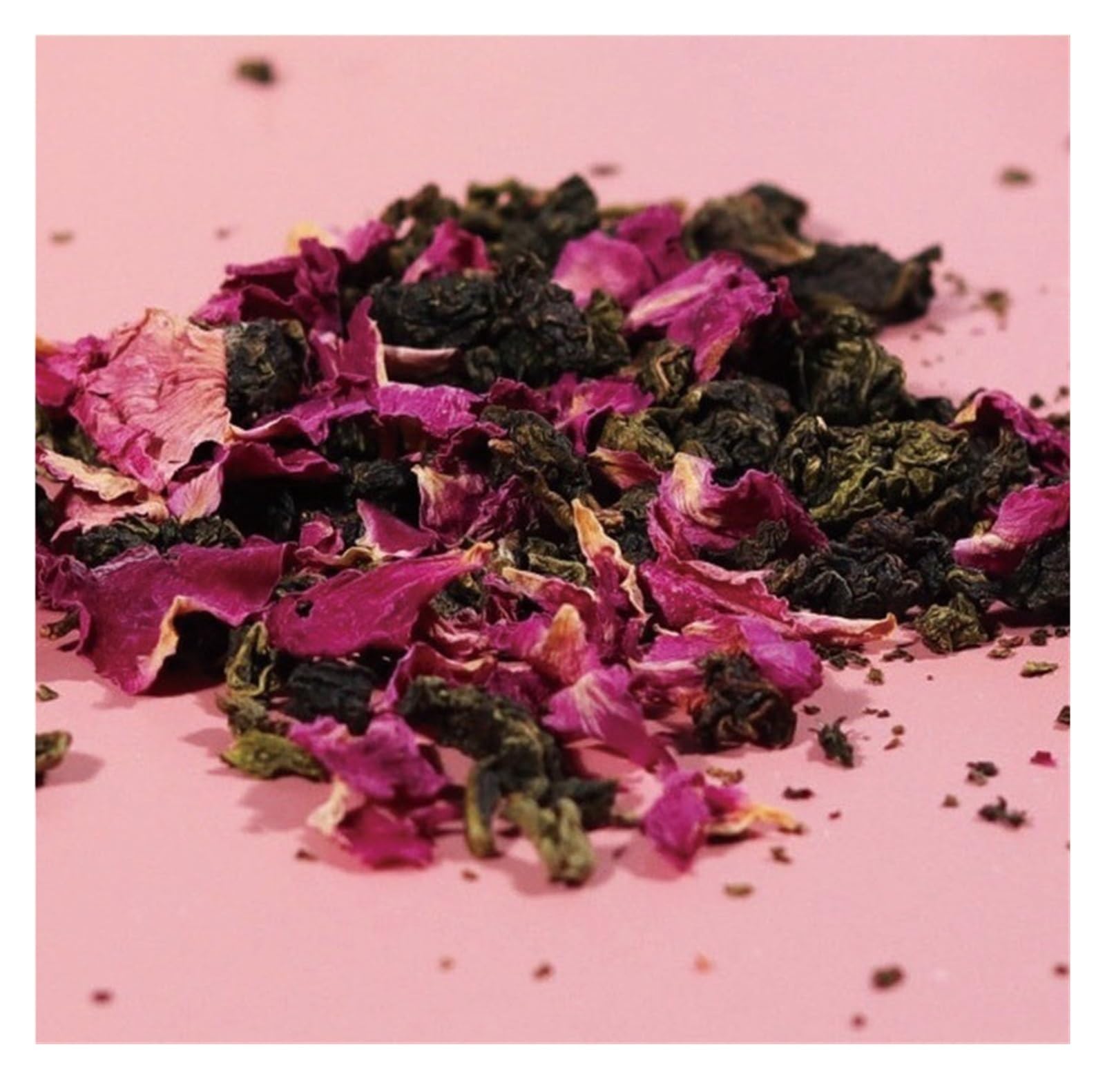 Herbata Rose Oolong 500g, o smaku owocowym, można parzyć na gorąco lub na zimno, idealna do użytku biurowego lub domowego