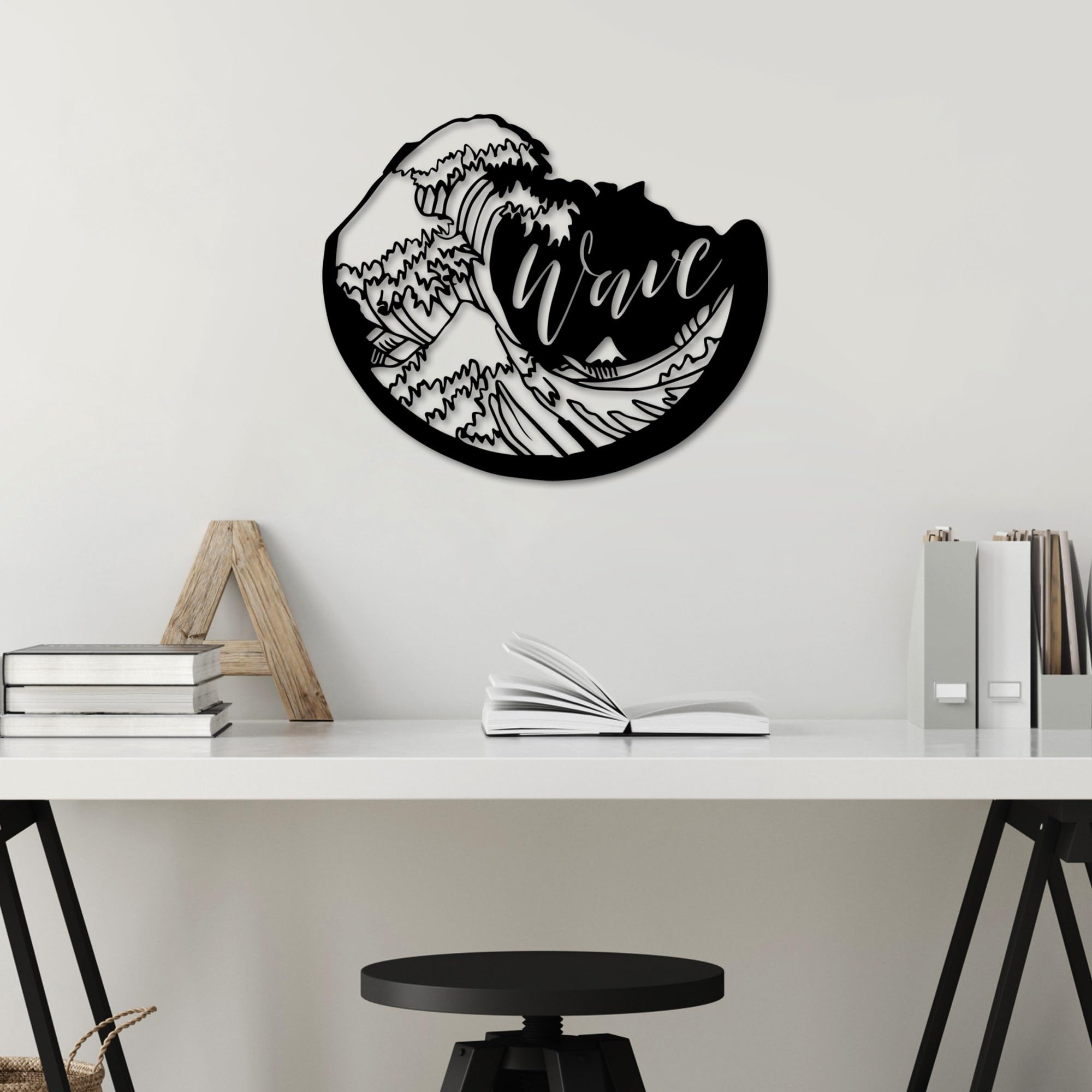 Hanah Home Stylish Black Decorative Metal Wall Accessory, 50 x 41 cm, 100% Metal, 1.5 mm Thickness, Lightweight and Durable, Perfect for Modern Decor