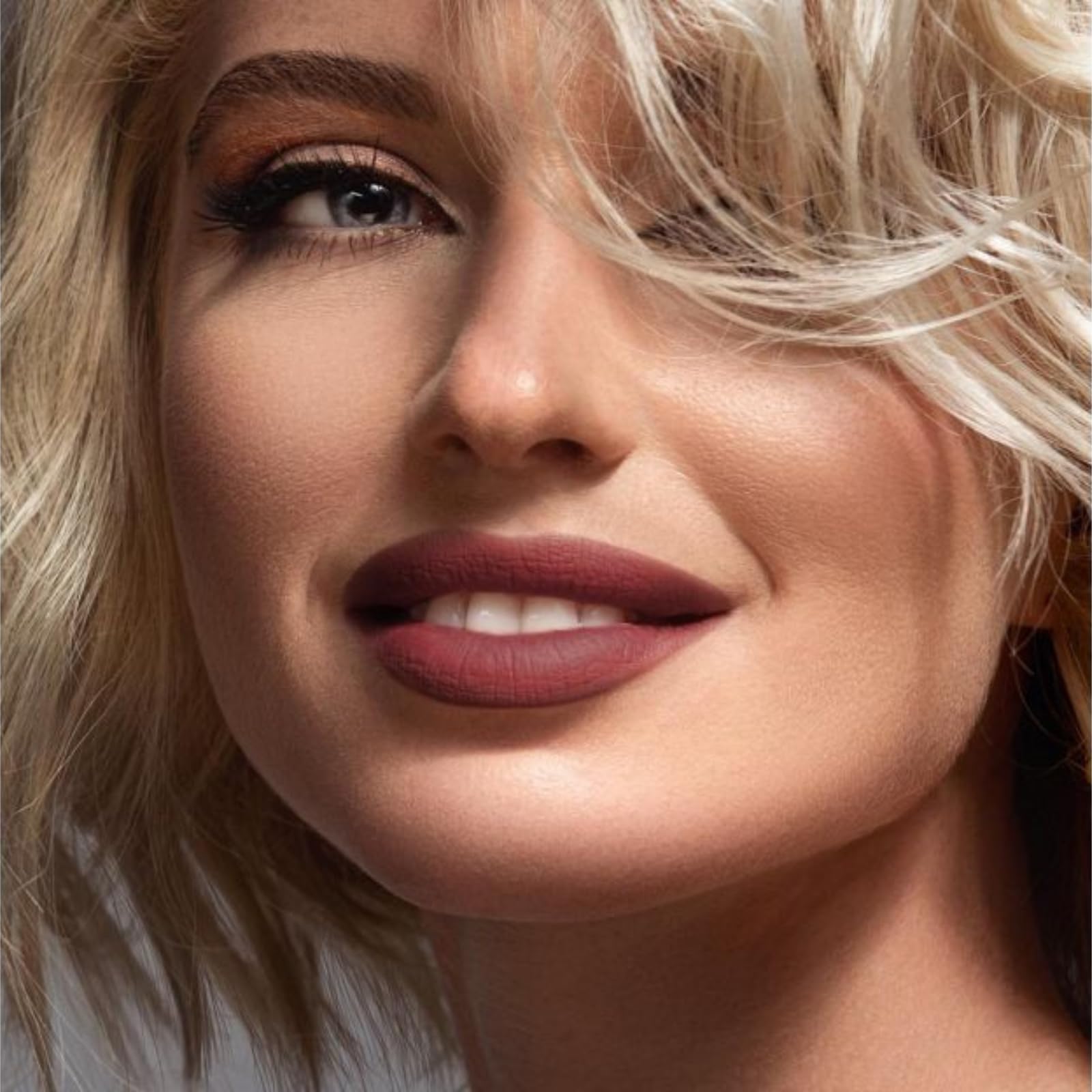 Rouge à Lèvres T.Leclerc - Teinte 28 Indécent Satiné - Hydratant, 3g - Made In France