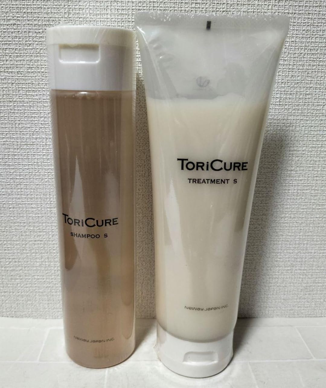 Amazon | トリキュア シャンプーS 250ml &トリートメントS 250g 本体