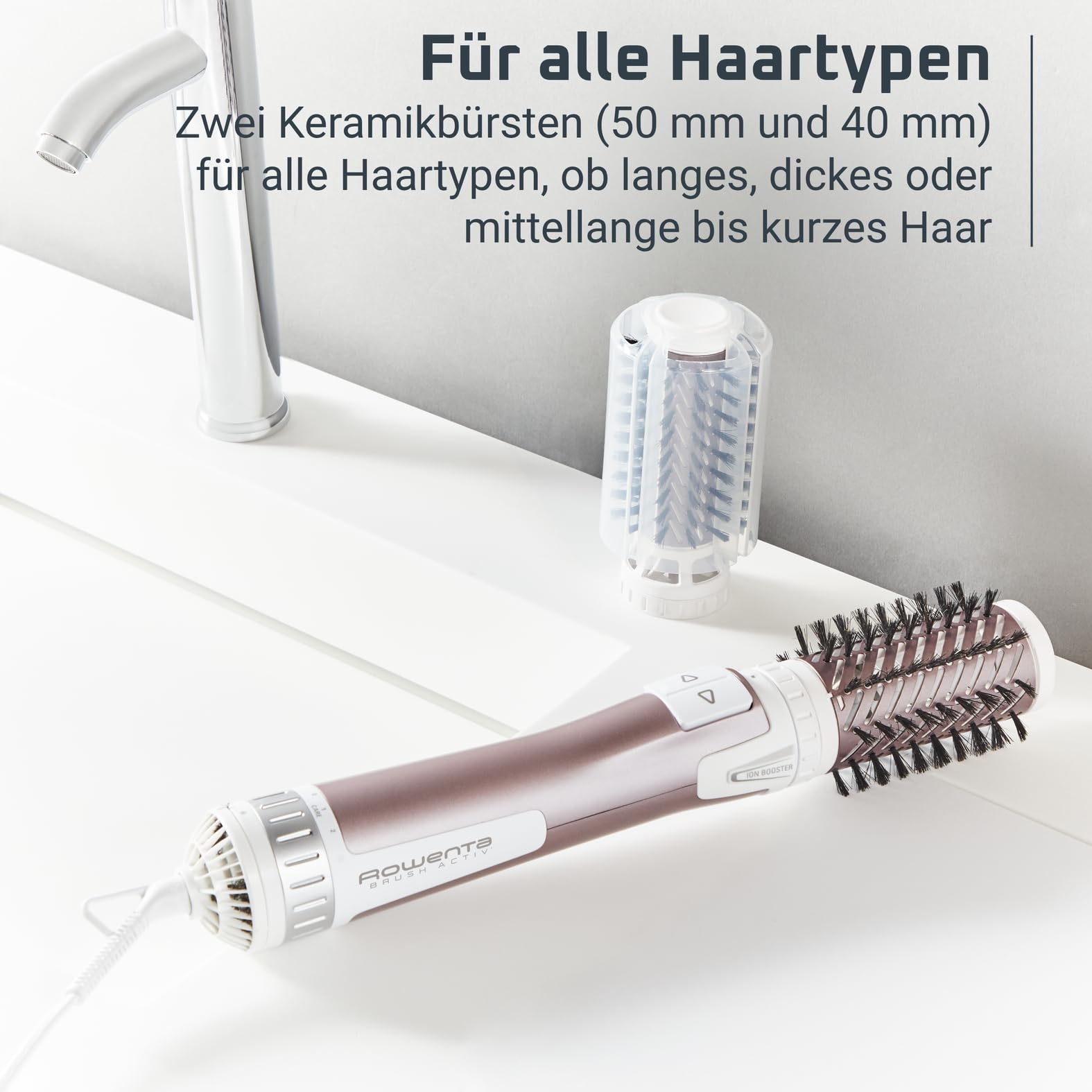 Rowenta Brush Activ Premium Care rotierende Warmluftbürste, Naturborsten für glänzendes Haar, Kaschmir-Keratin-Beschichtung, 2 Bürstenaufsätze 40mm und 50mm, 3 Stufen, Föhnbürste, weiß, CF9540