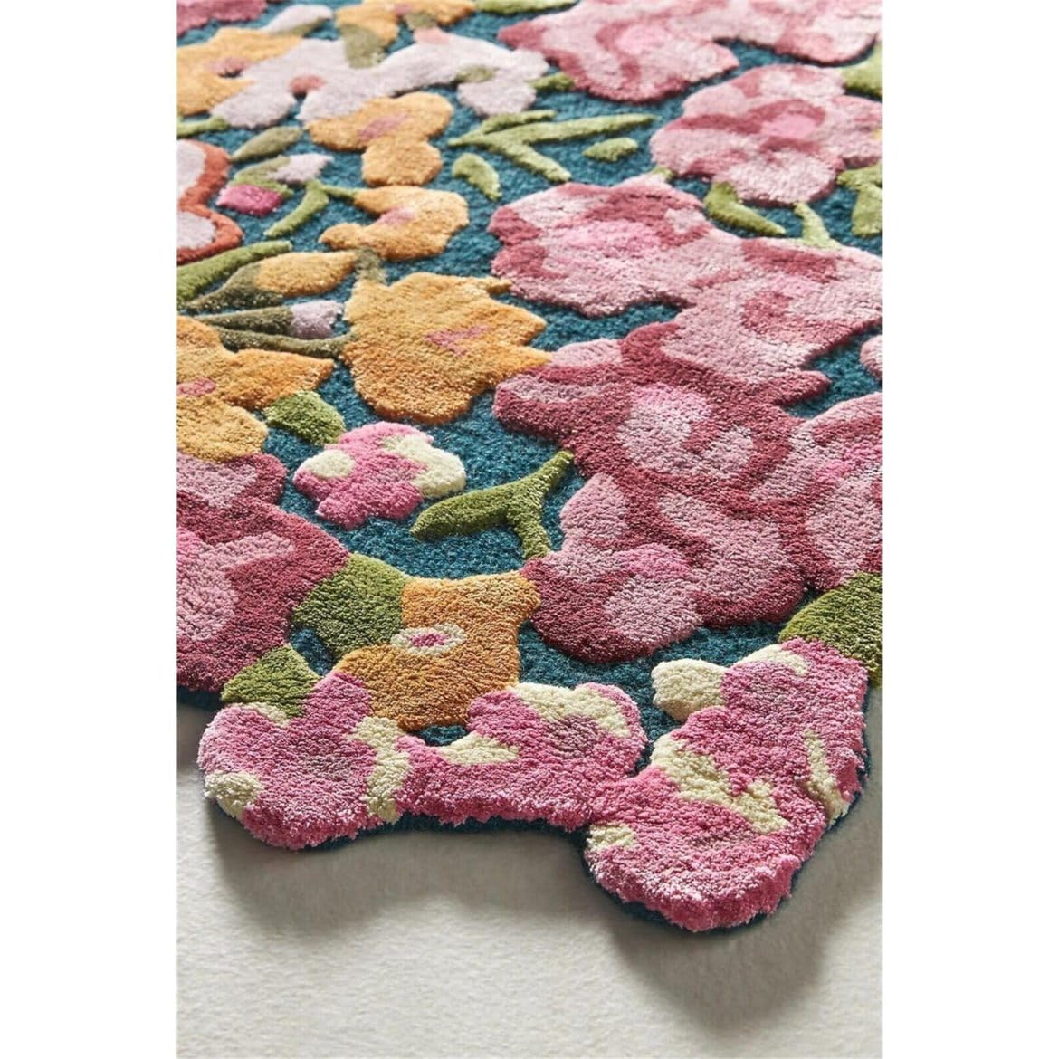 Tappeto fatto a mano in lana trapuntata a mano, forma irregolare, colore rosso, 90 cm x 150 cm