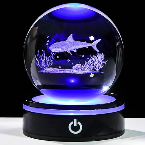YWHL Figura de tiburón 3D con bola de cristal con base de luz colorida, regalos de tiburón para mujeres, hombres, amantes de los tiburones en