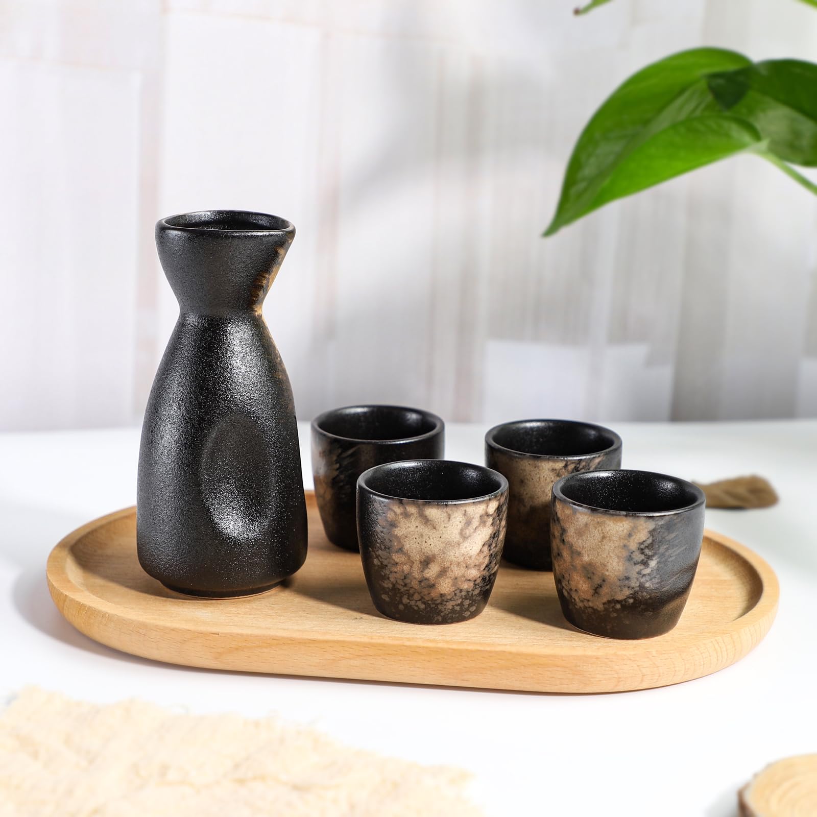 Set à saké avec gobelet et pot à vin, en porcelaine, pour chauffe-eau, 1 pot à saké, 4 gobelets à saké (B1)