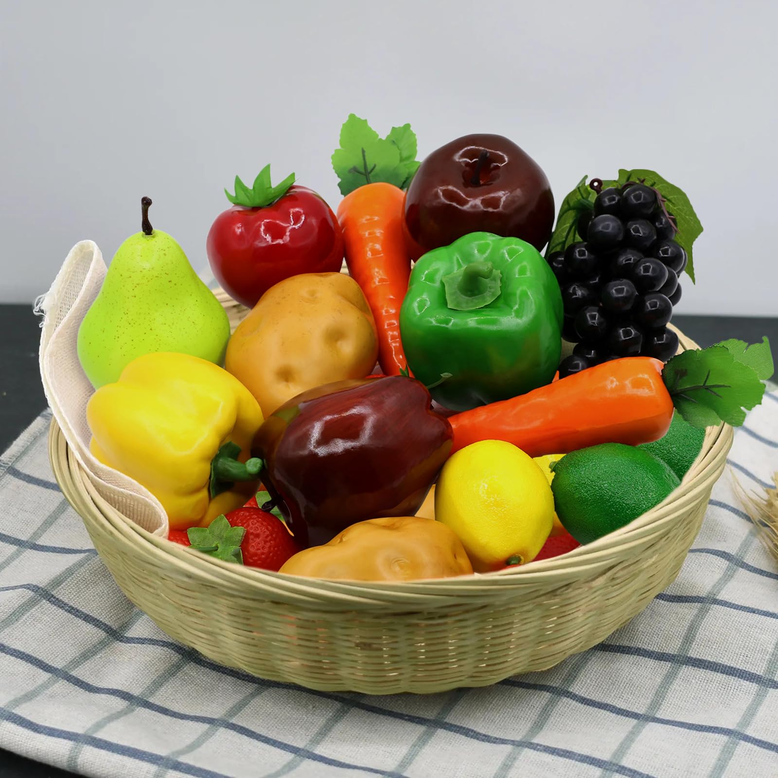 FVVMEED 20 Pezzi Di Lamponi Artificiali In PVC – Frutta Finta Realistica Per Decorazioni – Rossi E Neri, Dimensioni 2x2x2,5 Cm – Per Centrotavola, Ghirlande, Composizioni - 5