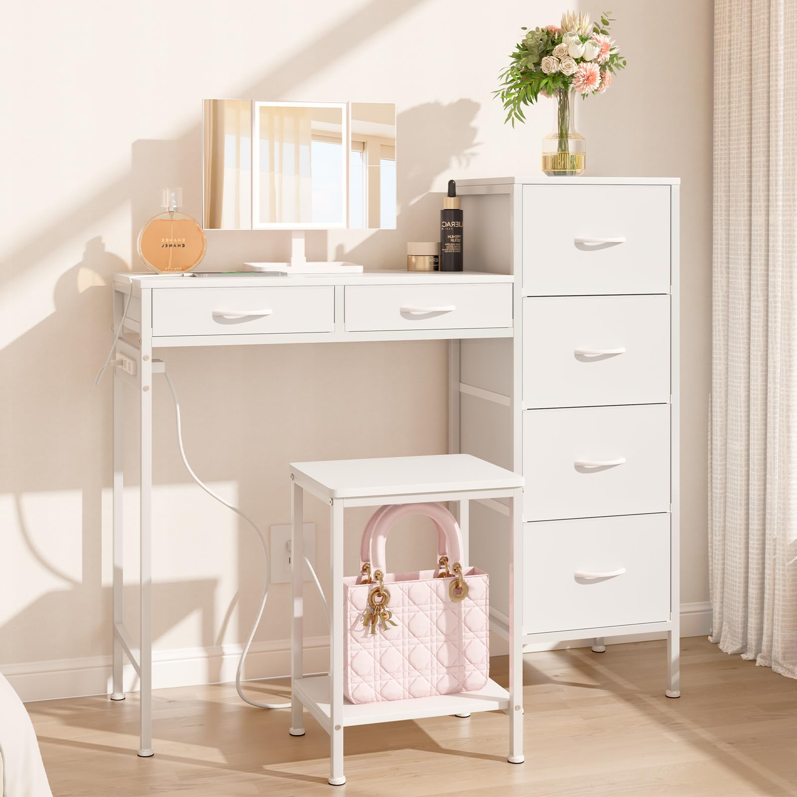 Amazon｜LunarLight ドレッサー コンパクト ミラー付き 3色LEDライト