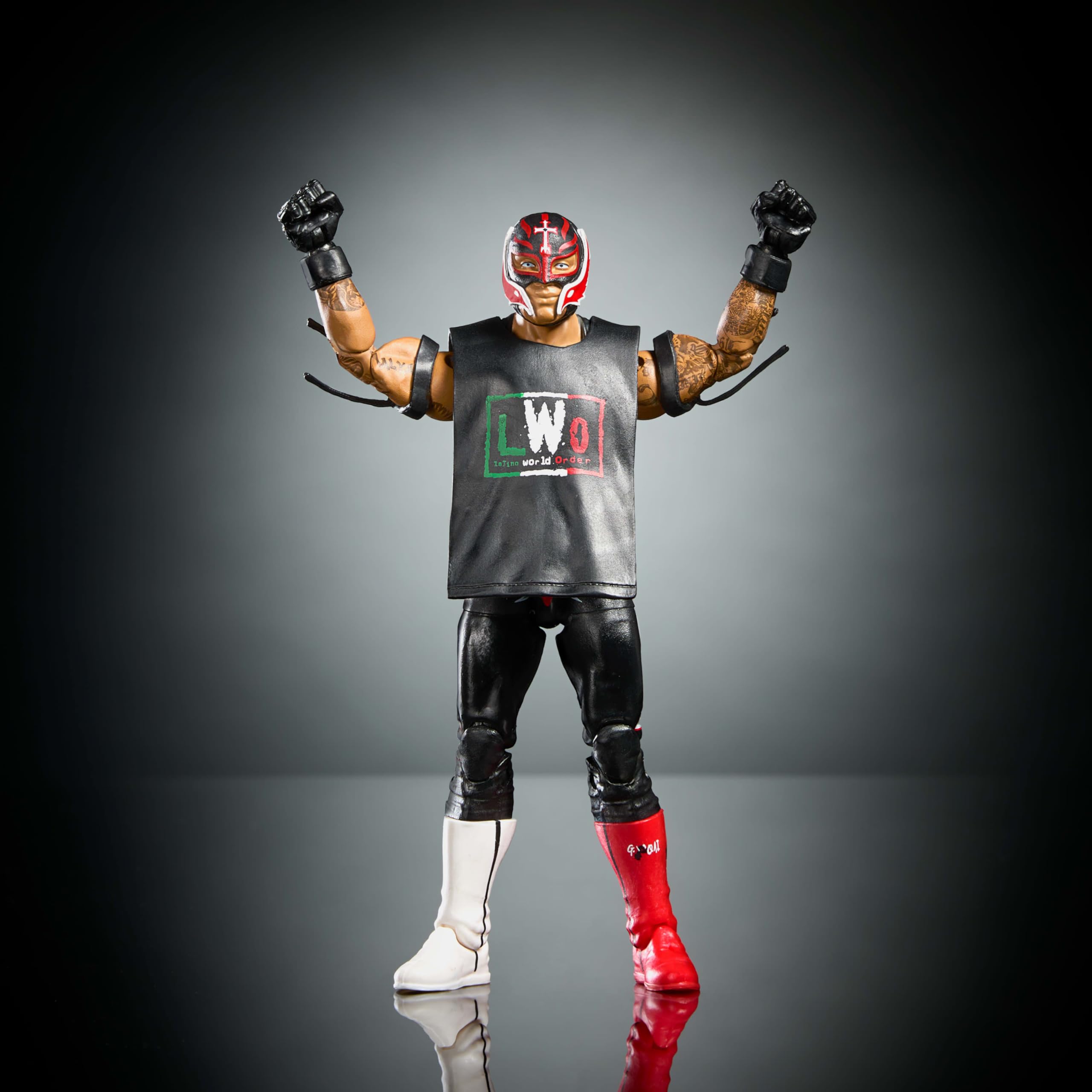 Mattel WWE Elite Collection Top Picks - Juego de figuras de acción y accesorios, Rey Mysterio de 6 pulgadas coleccionable con manos intercambiables, equipo de anillo y 25 puntos de articulación