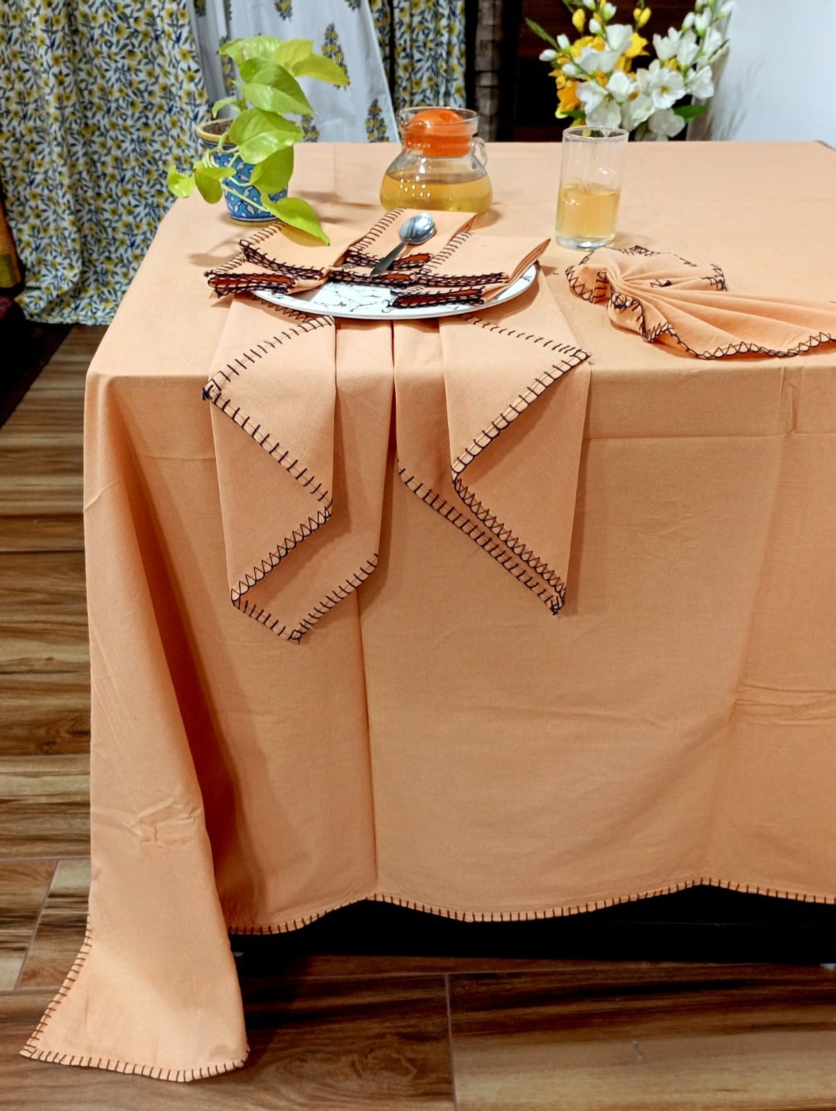 Nappe table 14 places coton INDACORIFY pour protéger et habiller la salle