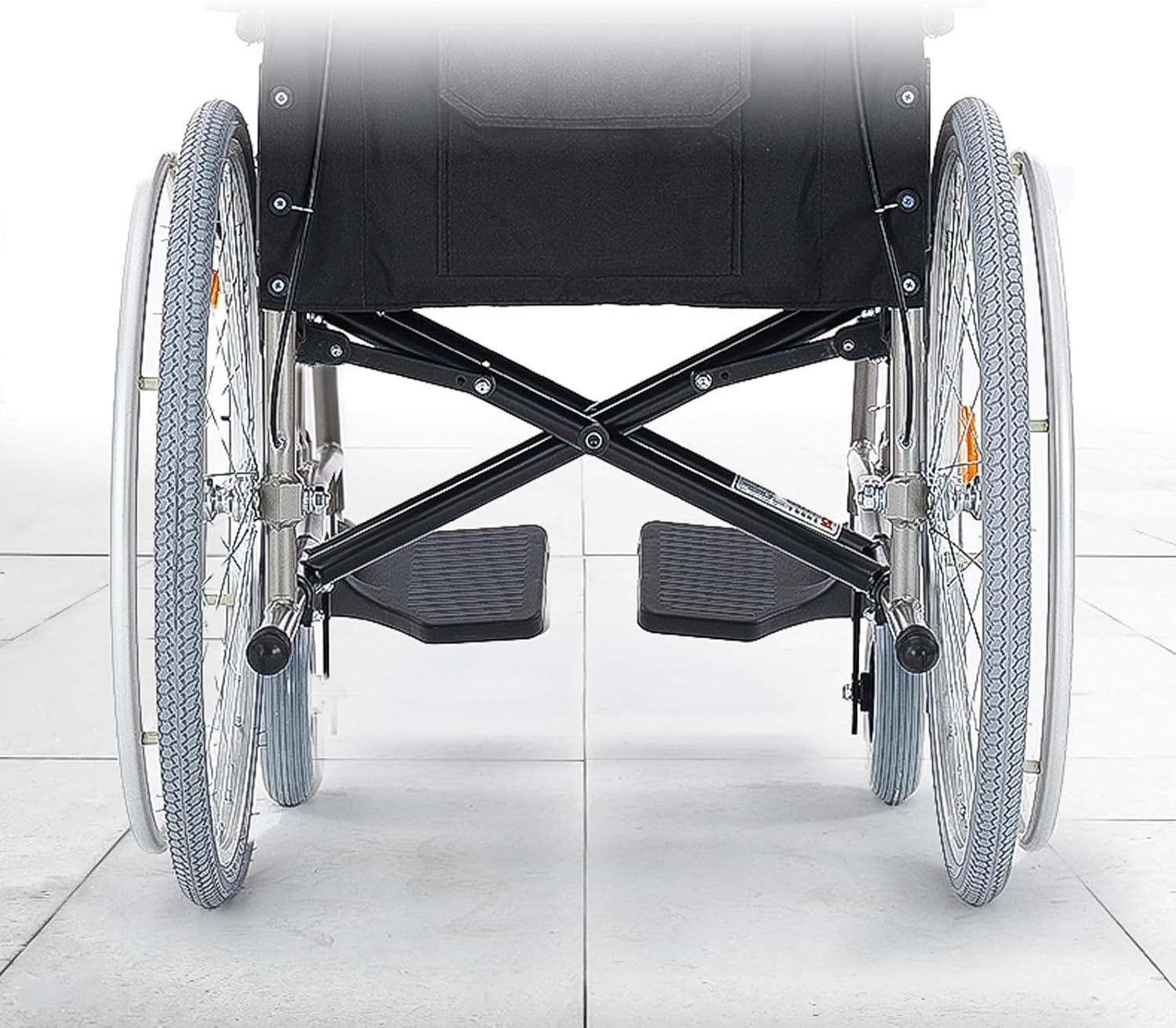 Wózek inwalidzki Rolstoelen Opvouwbare transportrolstoelen met handrem Verstelbare voetsteun Rolstoel Handmatige rolstoelen Transportstoel wygodne