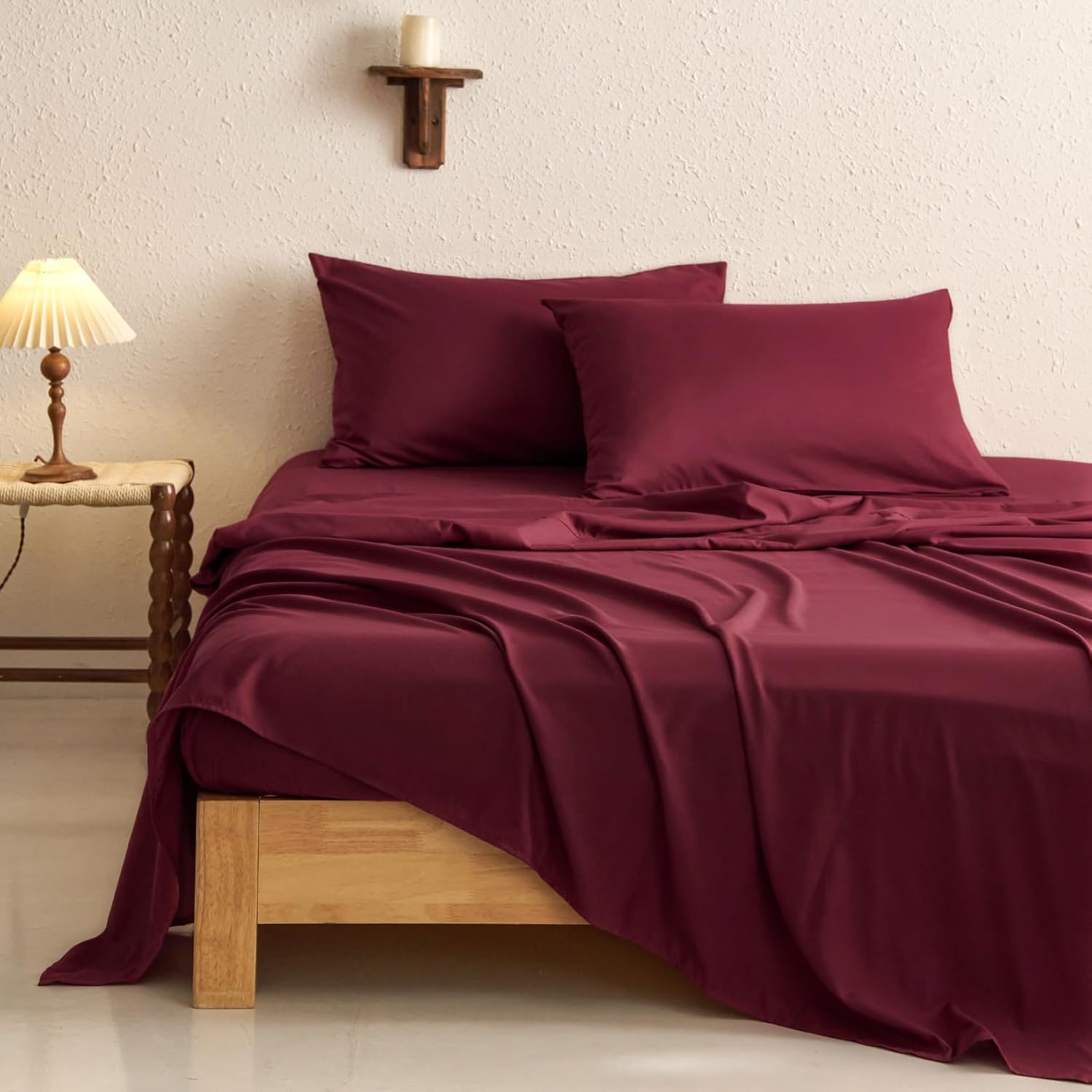 Wake In Cloud - Rustic Comforter Set with Sheets, Cabin Lodge Christmas Bear Moose Deer Wildlife Western Patchwork Country, 7 Pieces Bed in a Bag, Burgundy Black, Queen Size