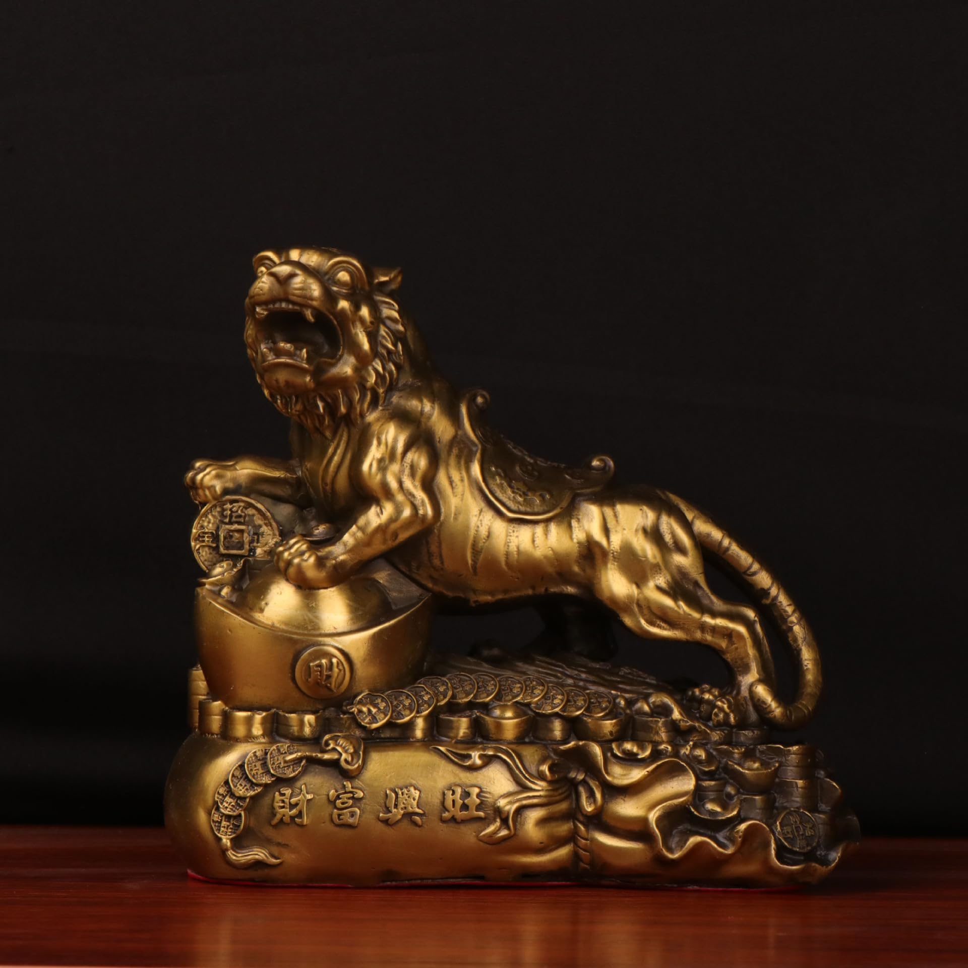 Dytartzx Pure Copper Tiger Statues Brass Ornaments 2024 Figurine for Collection Decoration for Living Room Decoration Hand-Made Brass Tiger