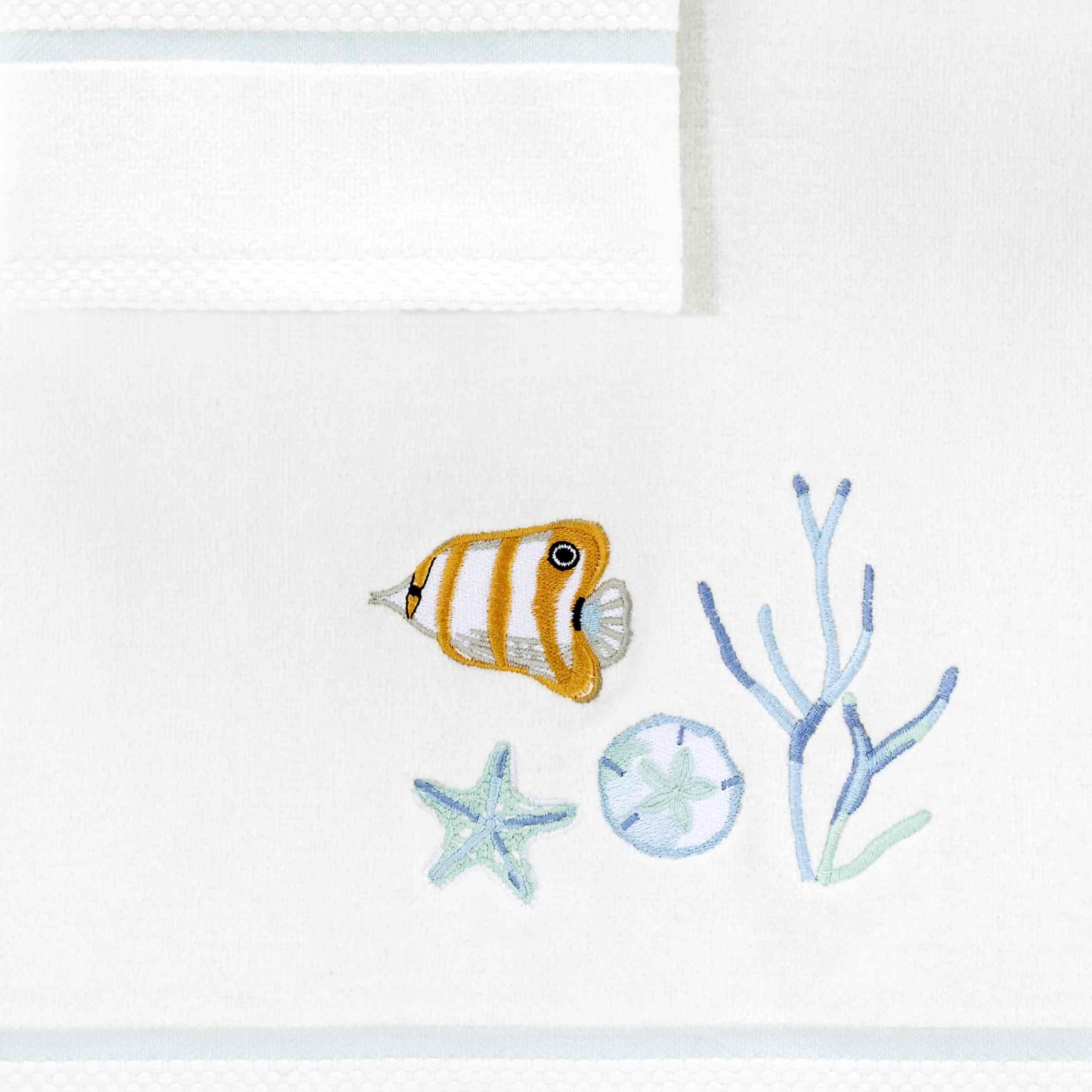 Avanti Linens - Bath Towel, Soft & Absorbent Bathroom Essentials, Sealife Home Decor (Ocean Friends Collection)