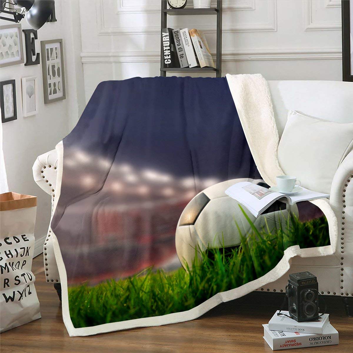 Erosebridal Football Throw Blanket Soccer Player Fuzzy Blanket Game Arena Plush Blanket World Cup Match Sport Theme Blanket, Green Blue Room Decorative Twin for Kid Boy Teen Men