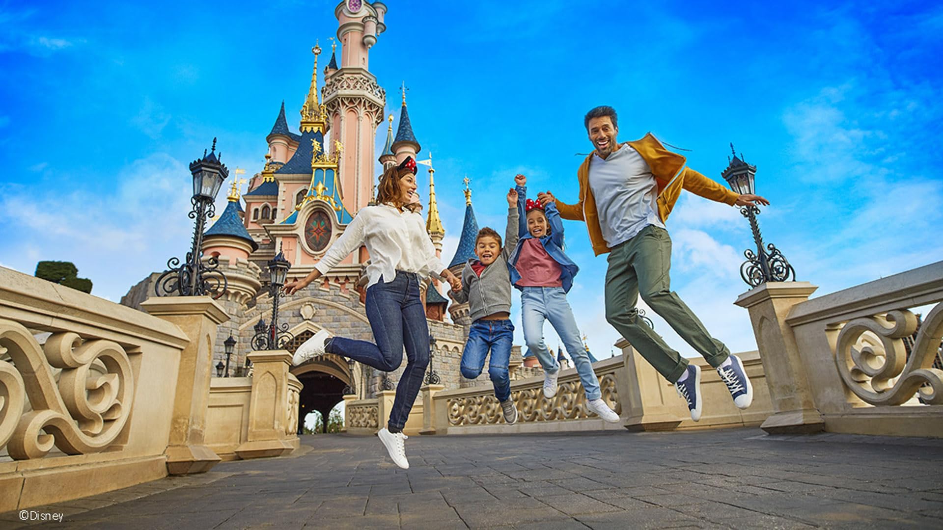 JOCHEN SCHWEIZER Geschenkgutschein: Disneyland® Paris für 2 (2 Nächte)