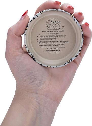 Miniatura 6 de Prestige Collection - Vela Tyler de 3.4 onzas, aroma hippie de pollo