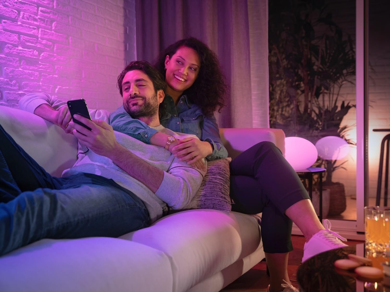 Philips Hue White & Color Ambiance, Ampoule LED GU10, Compatible Bluetooth, fonctionne avec Alexa, Google Assistant et Apple Homekit