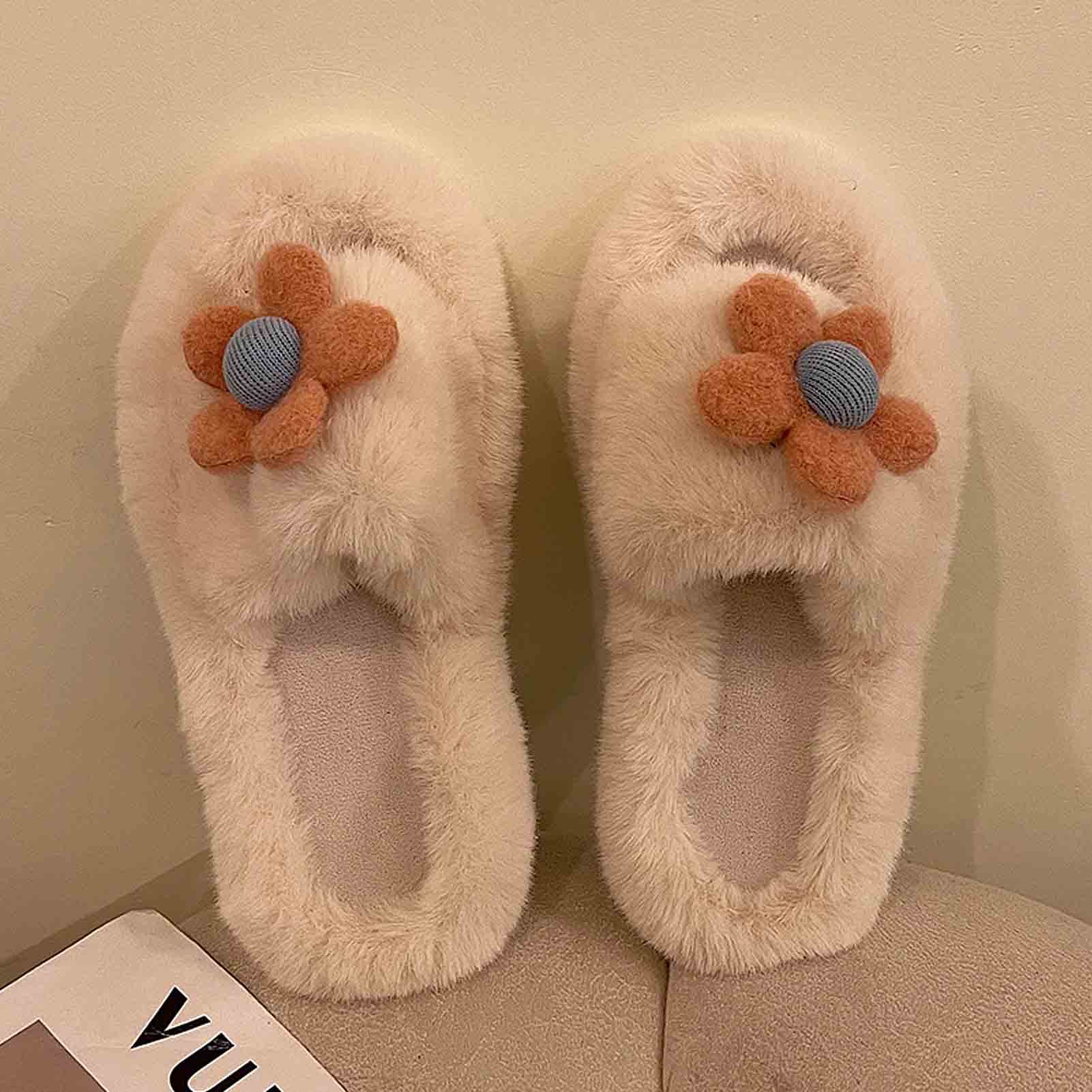 Pantoufles en fausse fourrure pour femmes idéales pour se détendre à la maison