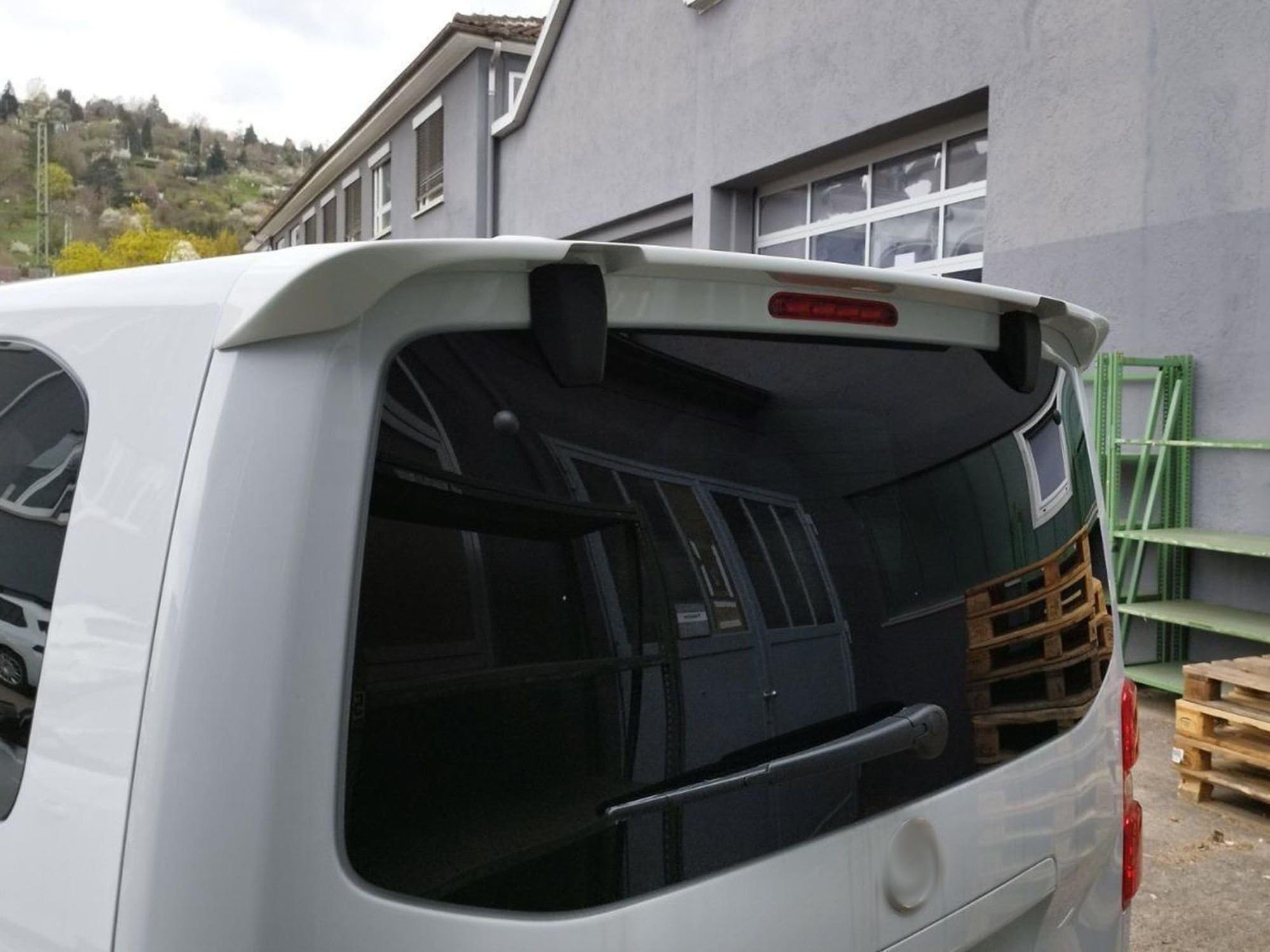 CHROMEMASTER | Becquet de Toit ; Becquet Arrière Compatible avec Peugeot Traveller 2016+ ; Accessoires Auto - Spoiler pour Voiture ; pour la Peinture ; Assemblage : Colle | Tuning Optique Automobile