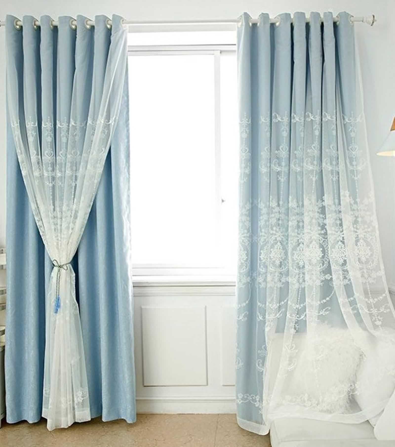 Rideau Bleu Anniversaire, Rideau Salon Tissu Uni et Voile À Broderies Florales Lin et Fil Occultant 200L x 270H CM Lot de 2