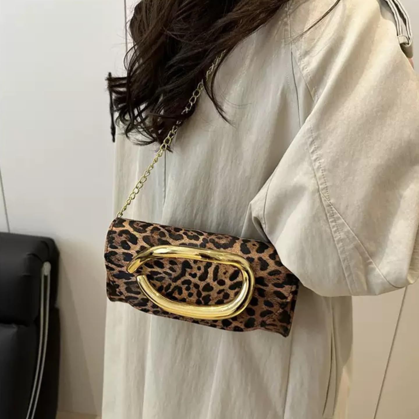 leopard print shoulder bag for women，Clutch Box Metal Handle Evening Bag Trendy Ladies Shoulder Crossbody Purse for Wedding Party