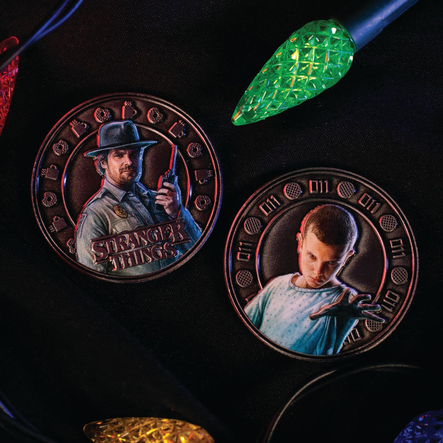 FaNaTtik Stranger Things Eleven and Hopper - Moneda coleccionable
