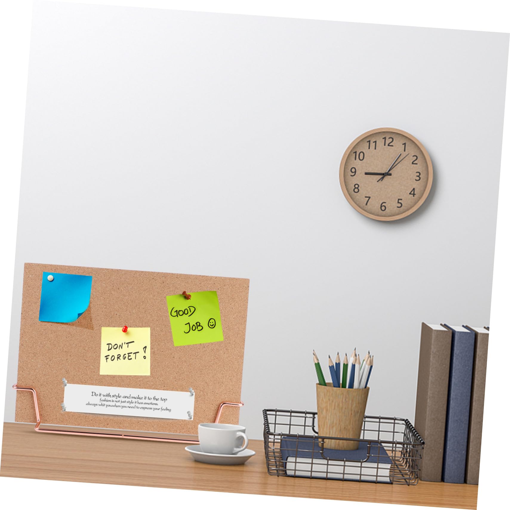 Ipetboom Bacheca Sughero da Parete e Scrivania con Base Rosa Oro Memo Board in Legno con Puntine per Casa e Ufficio Lavagna per Appunti e Messaggi Multifunzione Decorazione per Ambienti di