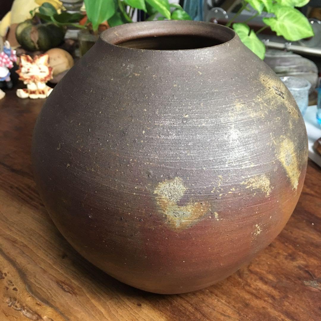 備前焼　小川秀藏　壺　壷　花瓶　一輪挿し Amazon.co.jp: 備前焼 小川秀藏 壺 壷 花瓶 一輪挿し : ホビー